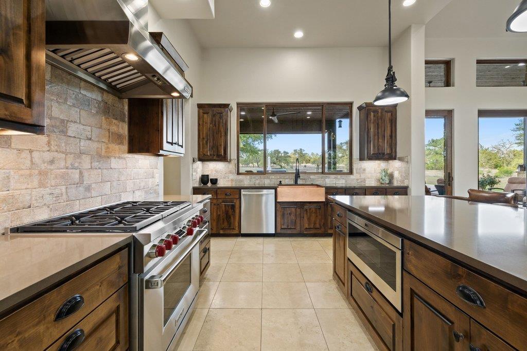 10150 FM 967, Buda, TX 78610