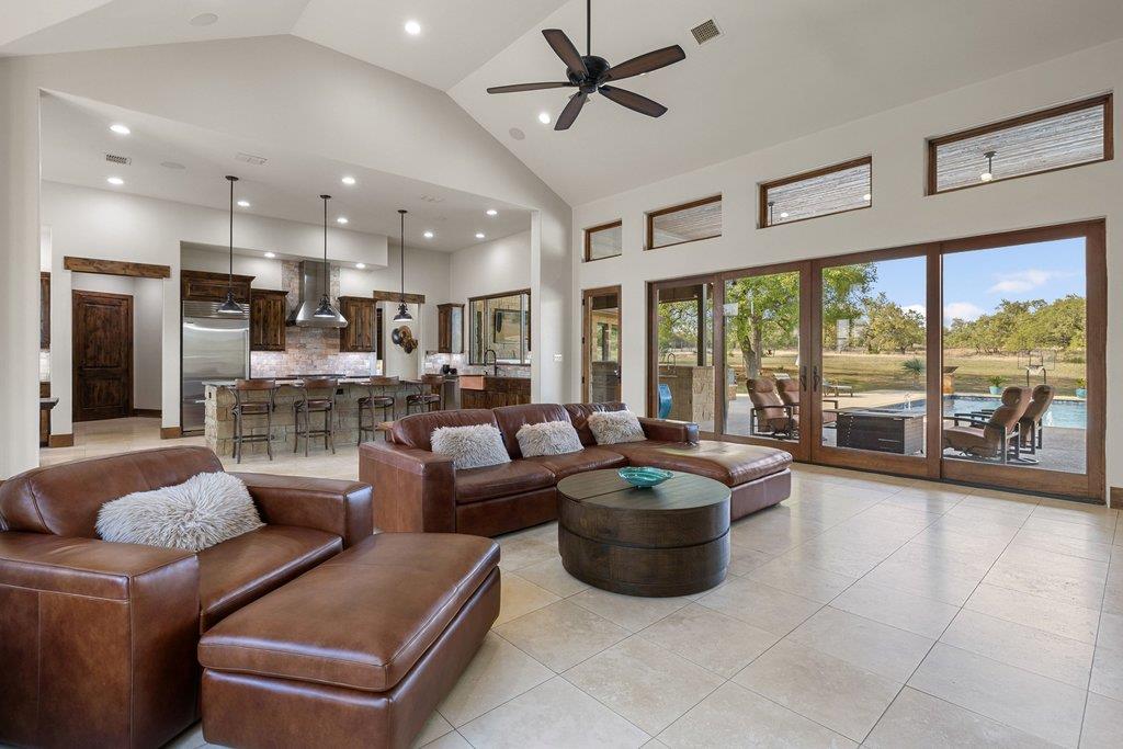 10150 FM 967, Buda, TX 78610