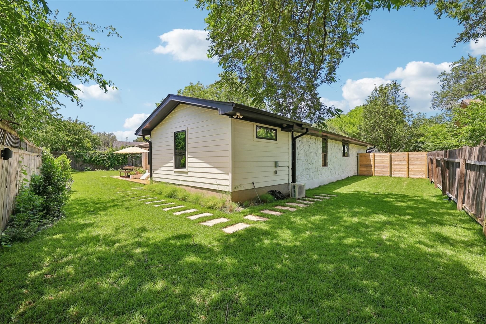 10601 Mourning Dove Dr, Austin, TX 78750
