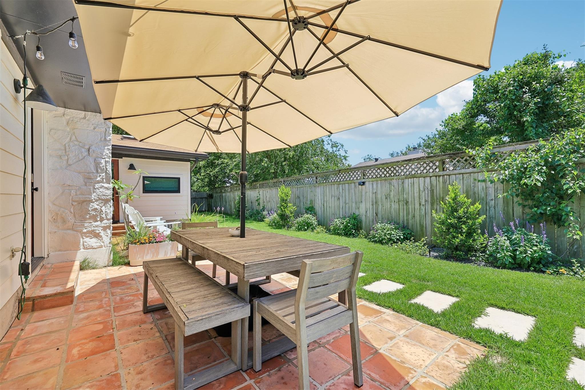10601 Mourning Dove Dr, Austin, TX 78750