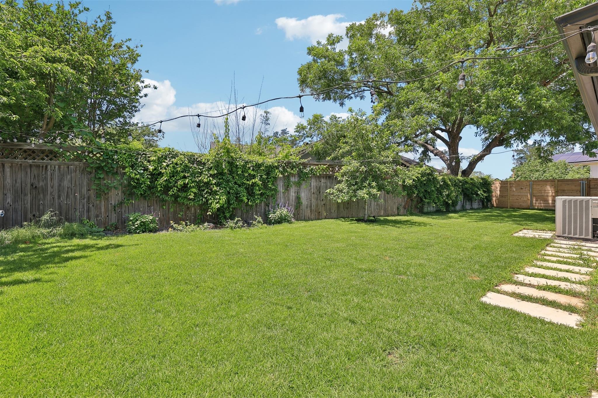 10601 Mourning Dove Dr, Austin, TX 78750