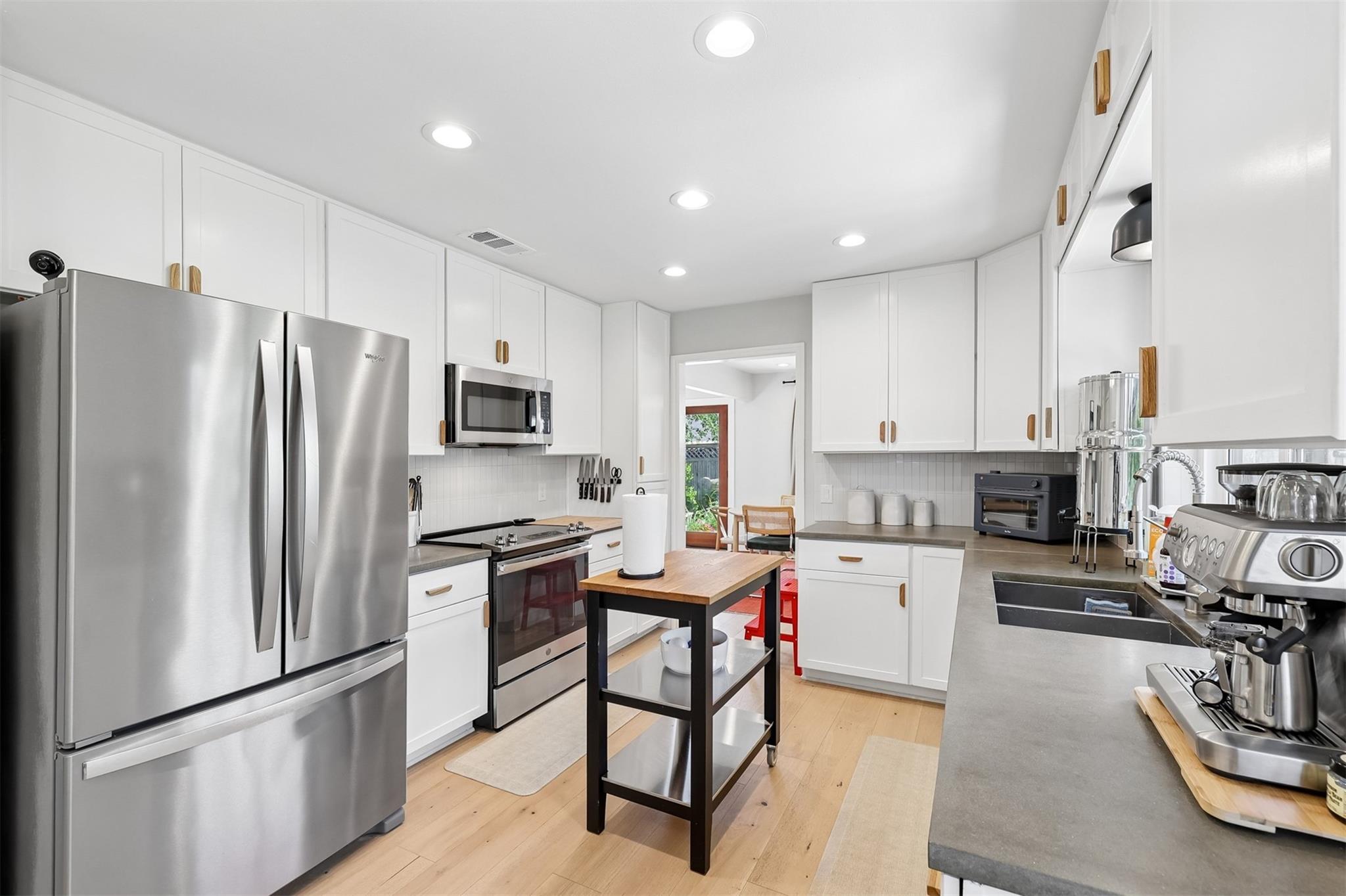 10601 Mourning Dove Dr, Austin, TX 78750