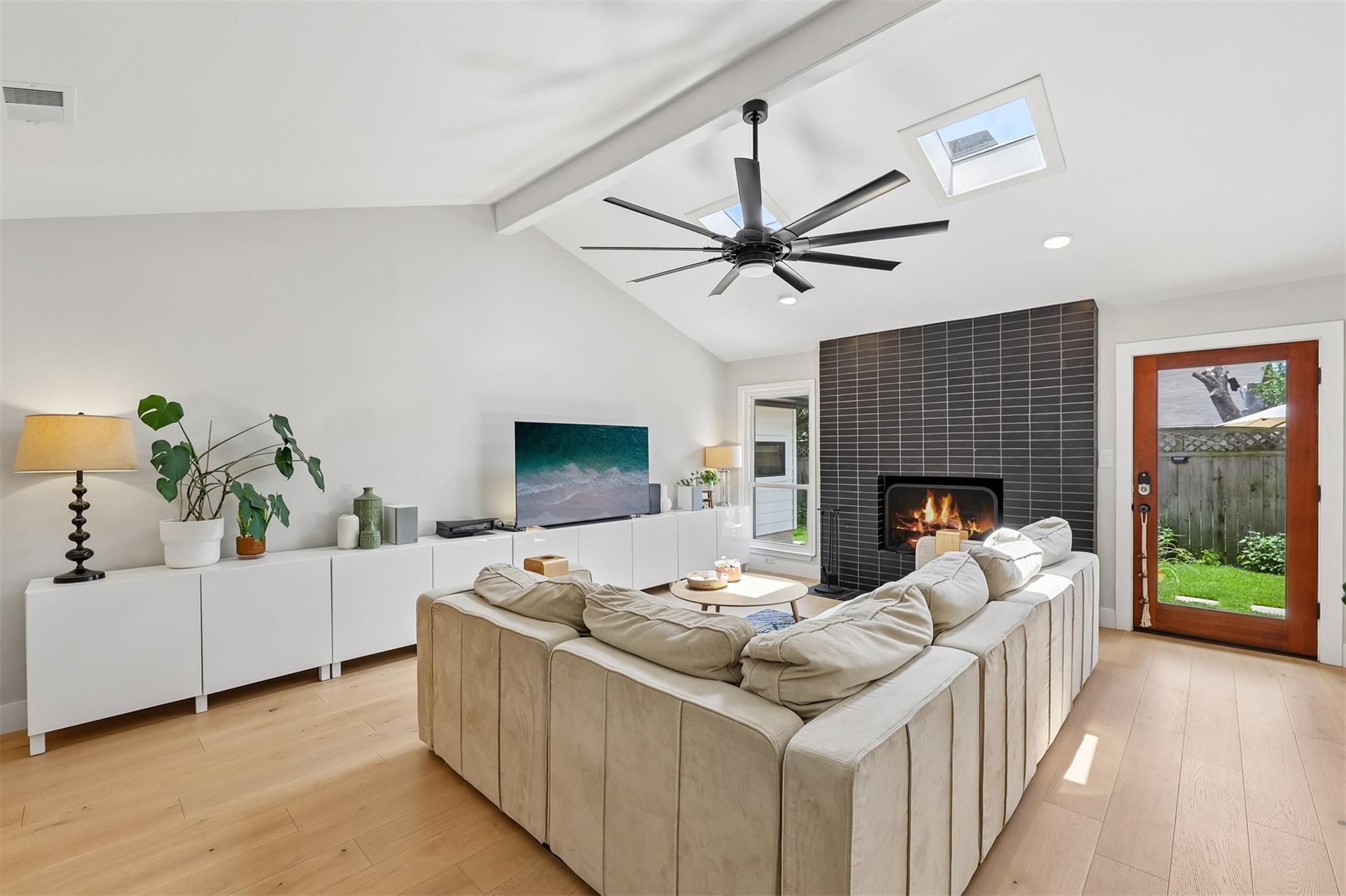 10601 Mourning Dove Dr, Austin, TX 78750