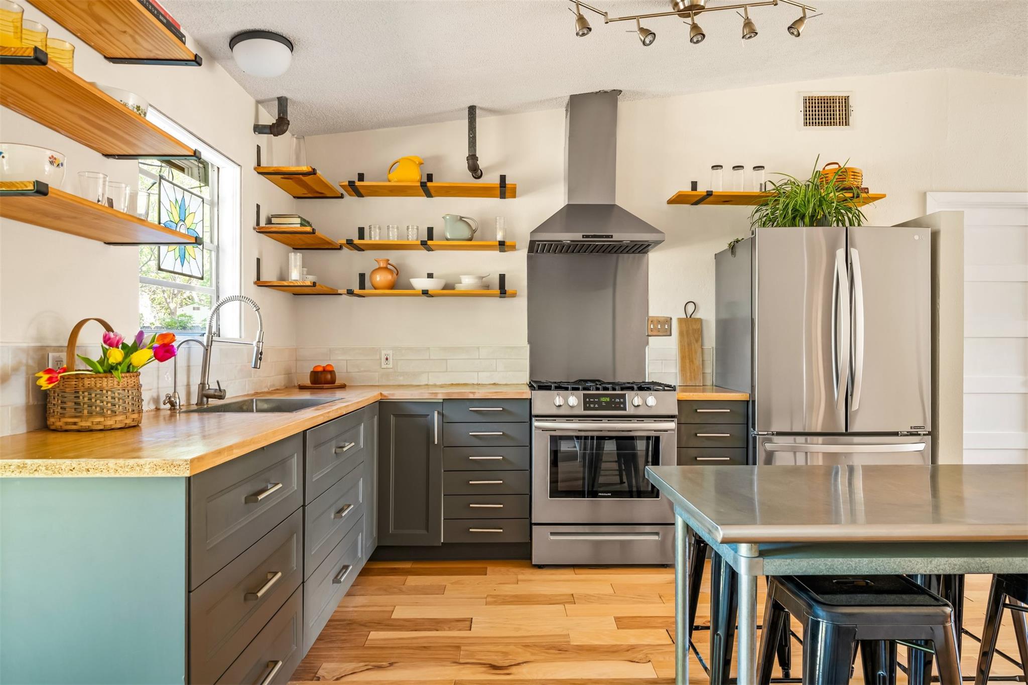 9002 Slayton Dr, Austin, TX 78753