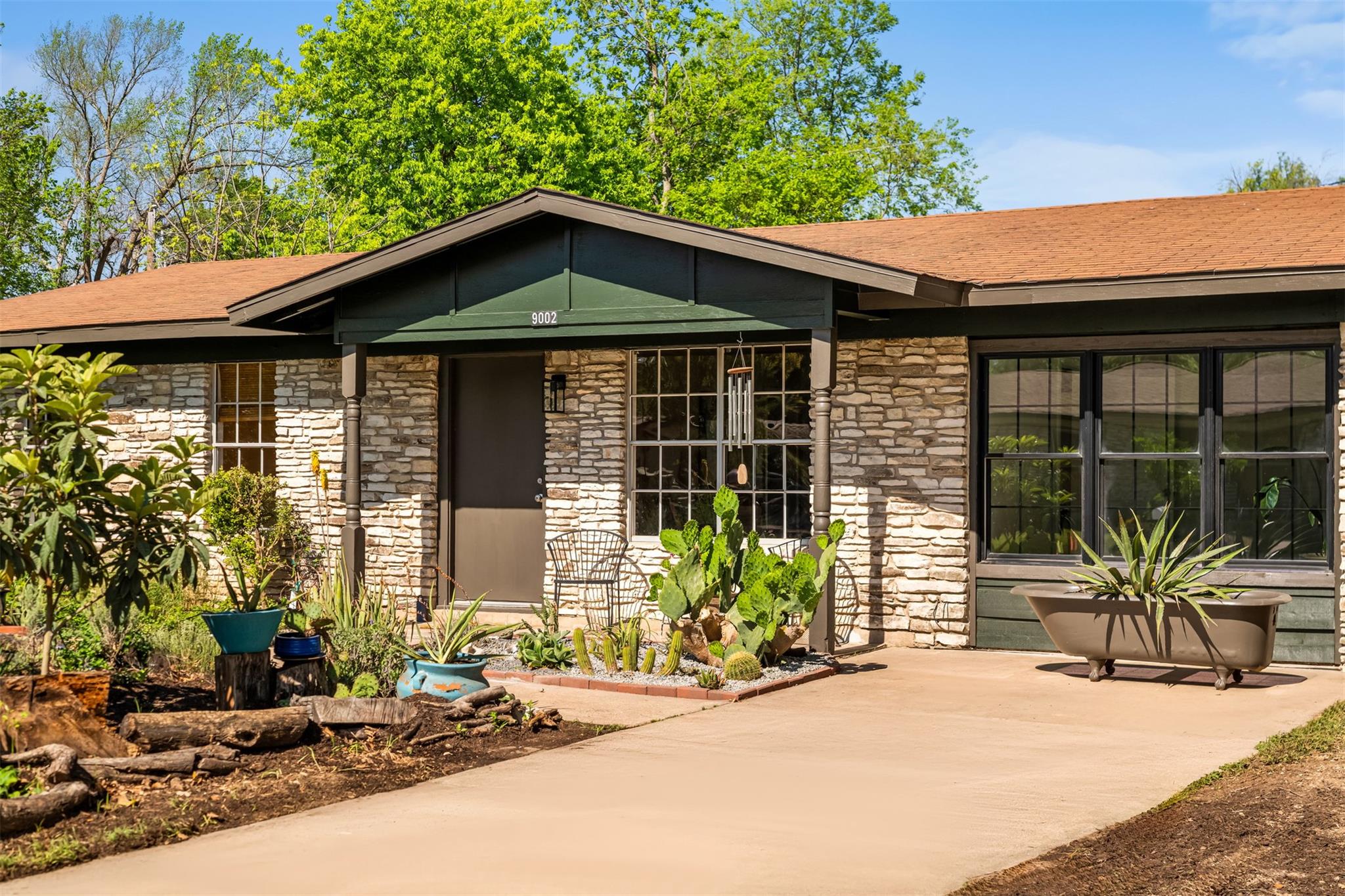 9002 Slayton Dr, Austin, TX 78753