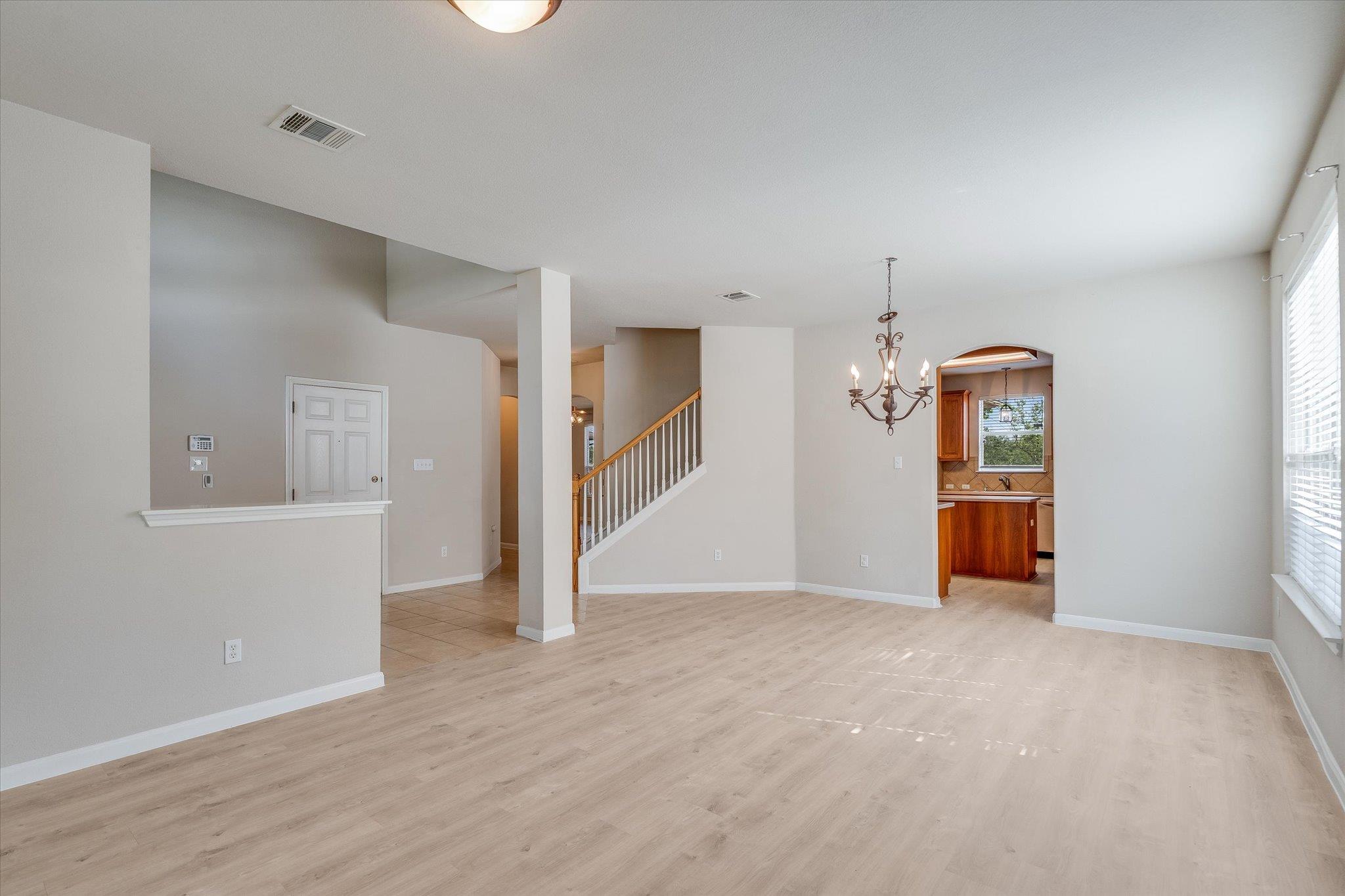 4029 Lake Edge Way, Pflugerville, TX 78660