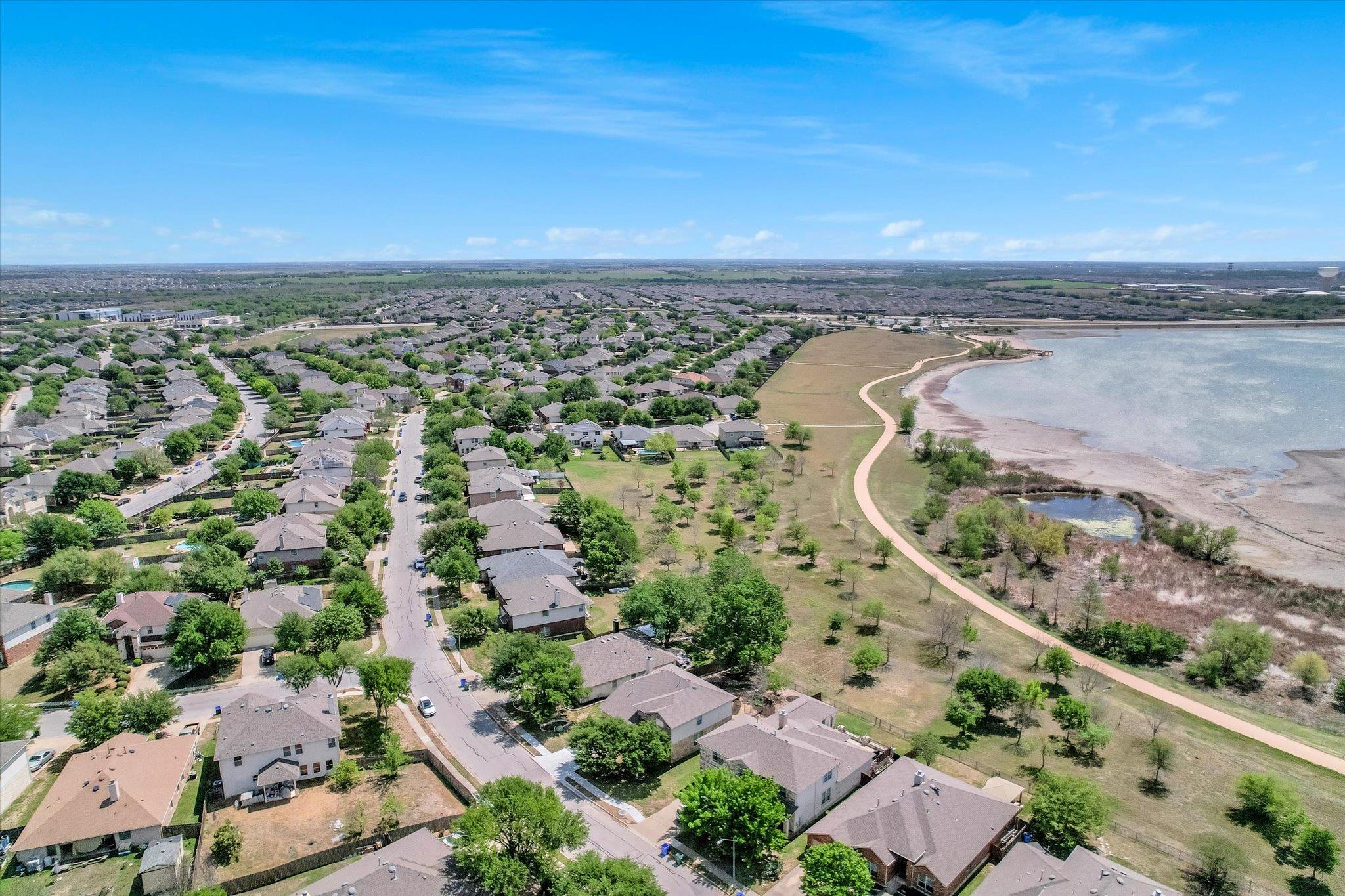 4029 Lake Edge Way, Pflugerville, TX 78660