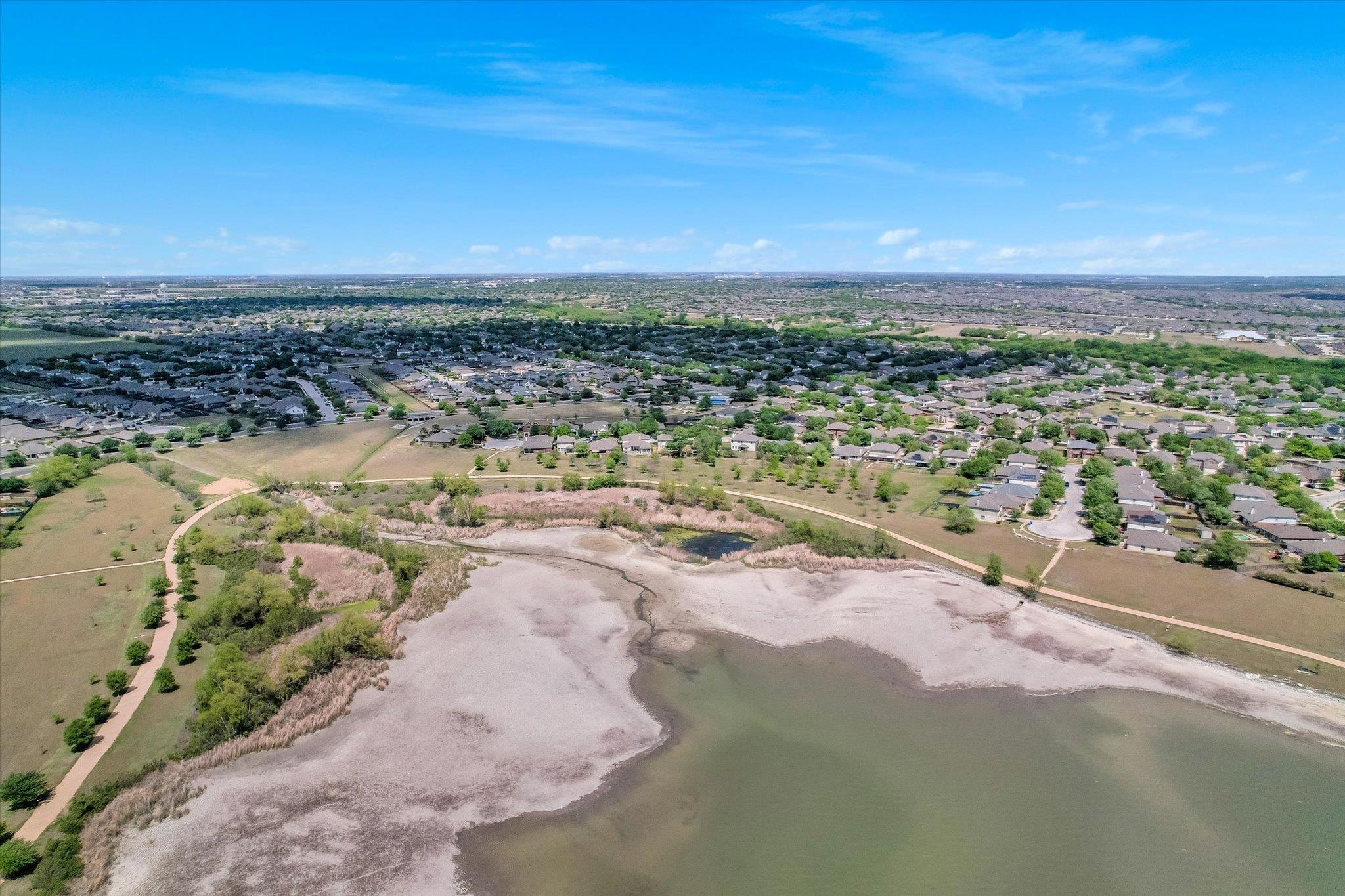 4029 Lake Edge Way, Pflugerville, TX 78660