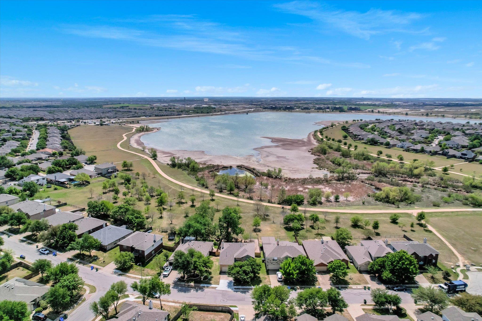 4029 Lake Edge Way, Pflugerville, TX 78660