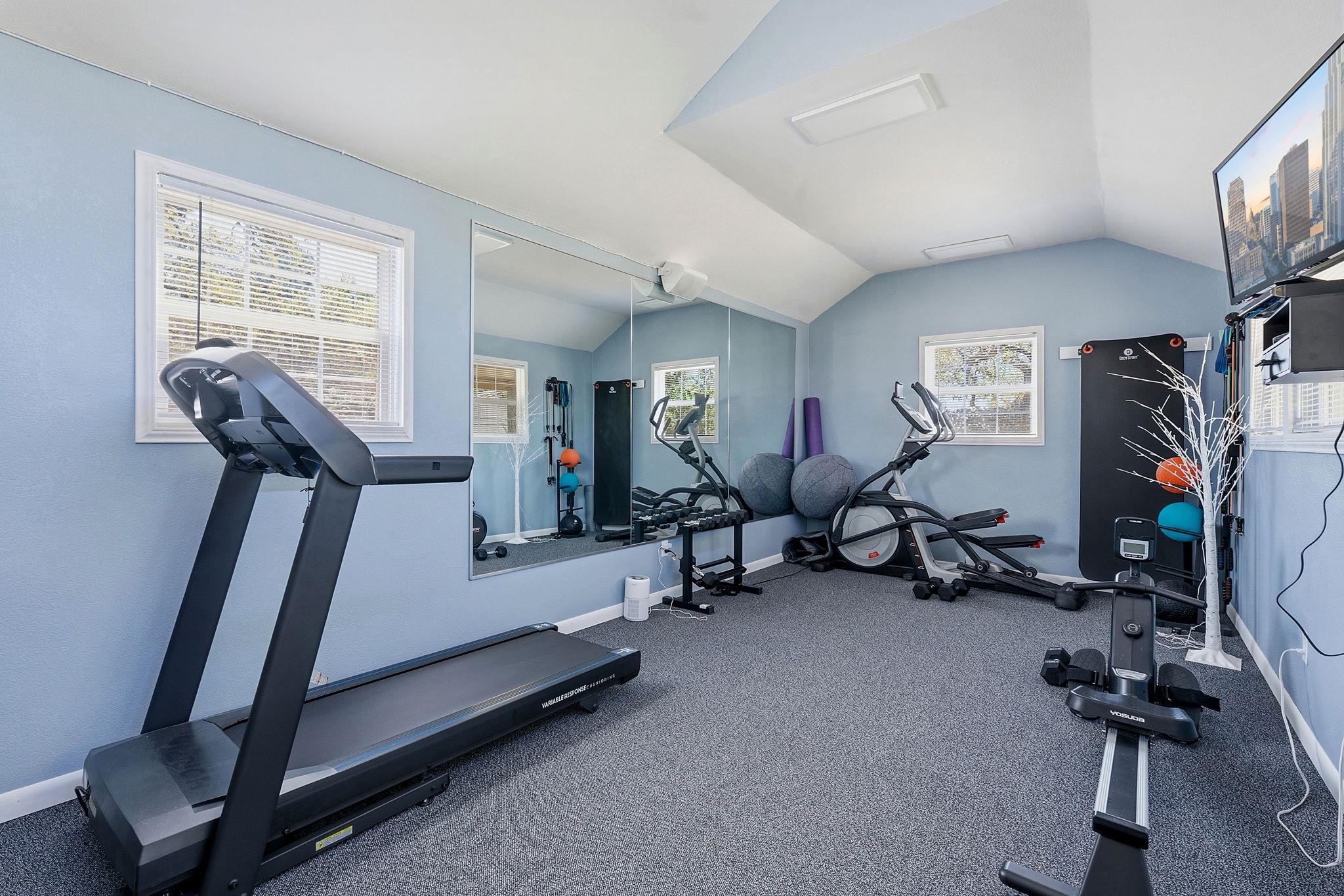 238 Jenn Cv, Dripping Springs, TX 78620