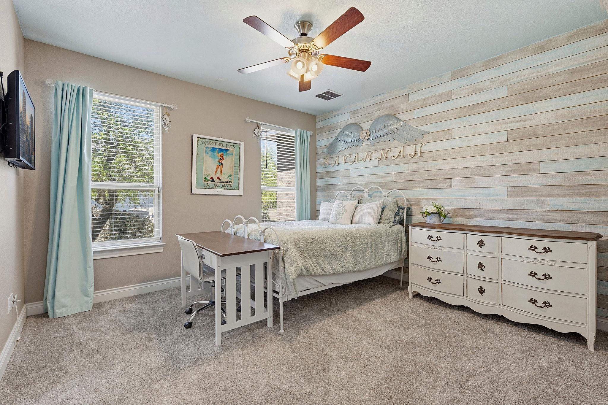 238 Jenn Cv, Dripping Springs, TX 78620