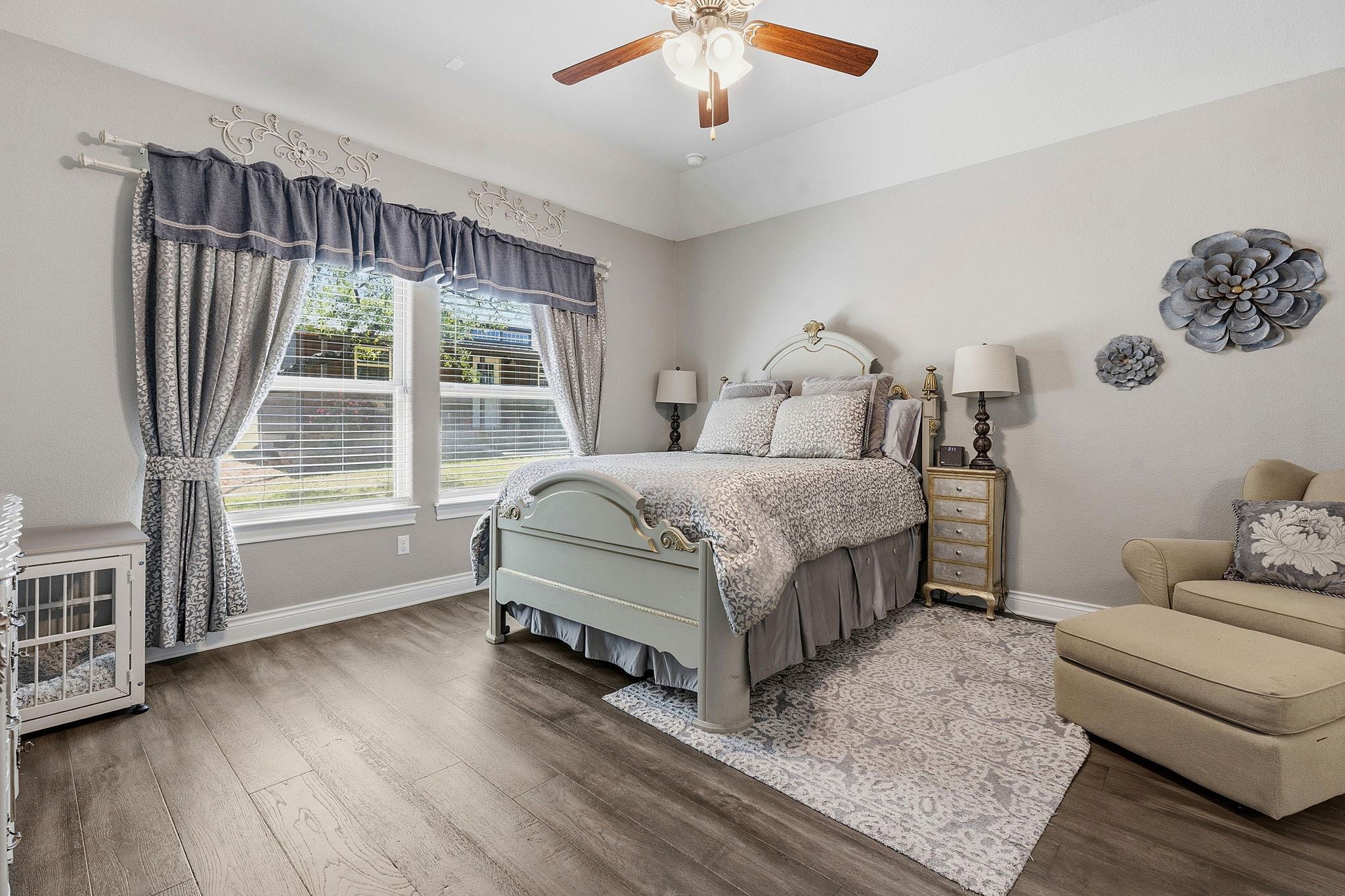 238 Jenn Cv, Dripping Springs, TX 78620