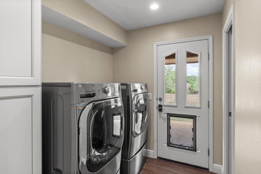 154 Shoreline Dr, Bastrop, TX 78602