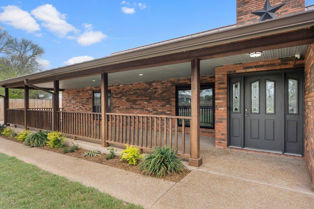 154 Shoreline Dr, Bastrop, TX 78602