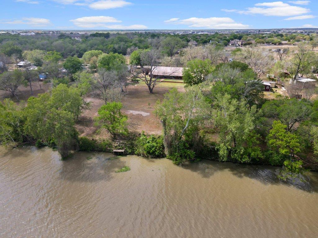 154 Shoreline Dr, Bastrop, TX 78602