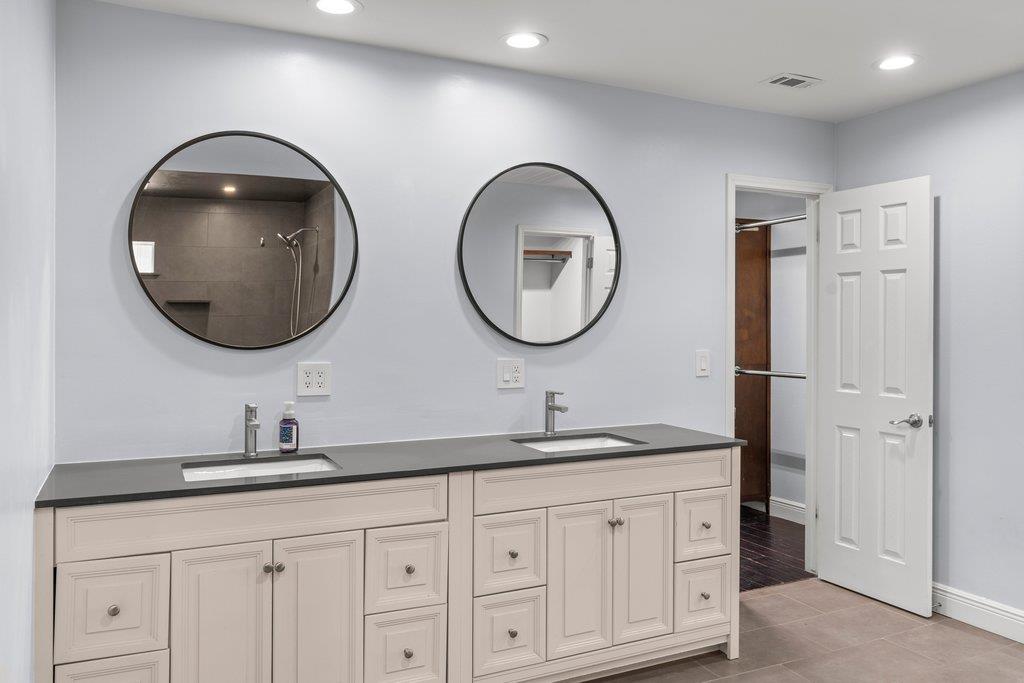 154 Shoreline Dr, Bastrop, TX 78602