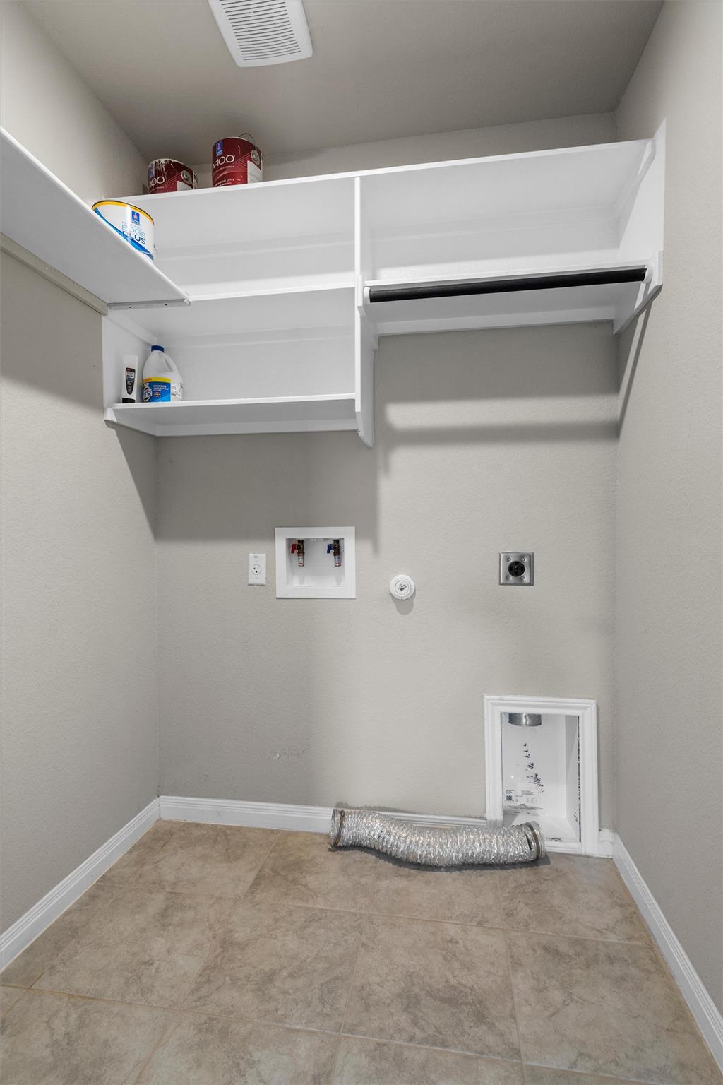 213 Wild Spur Ln, Liberty Hill, TX 78642