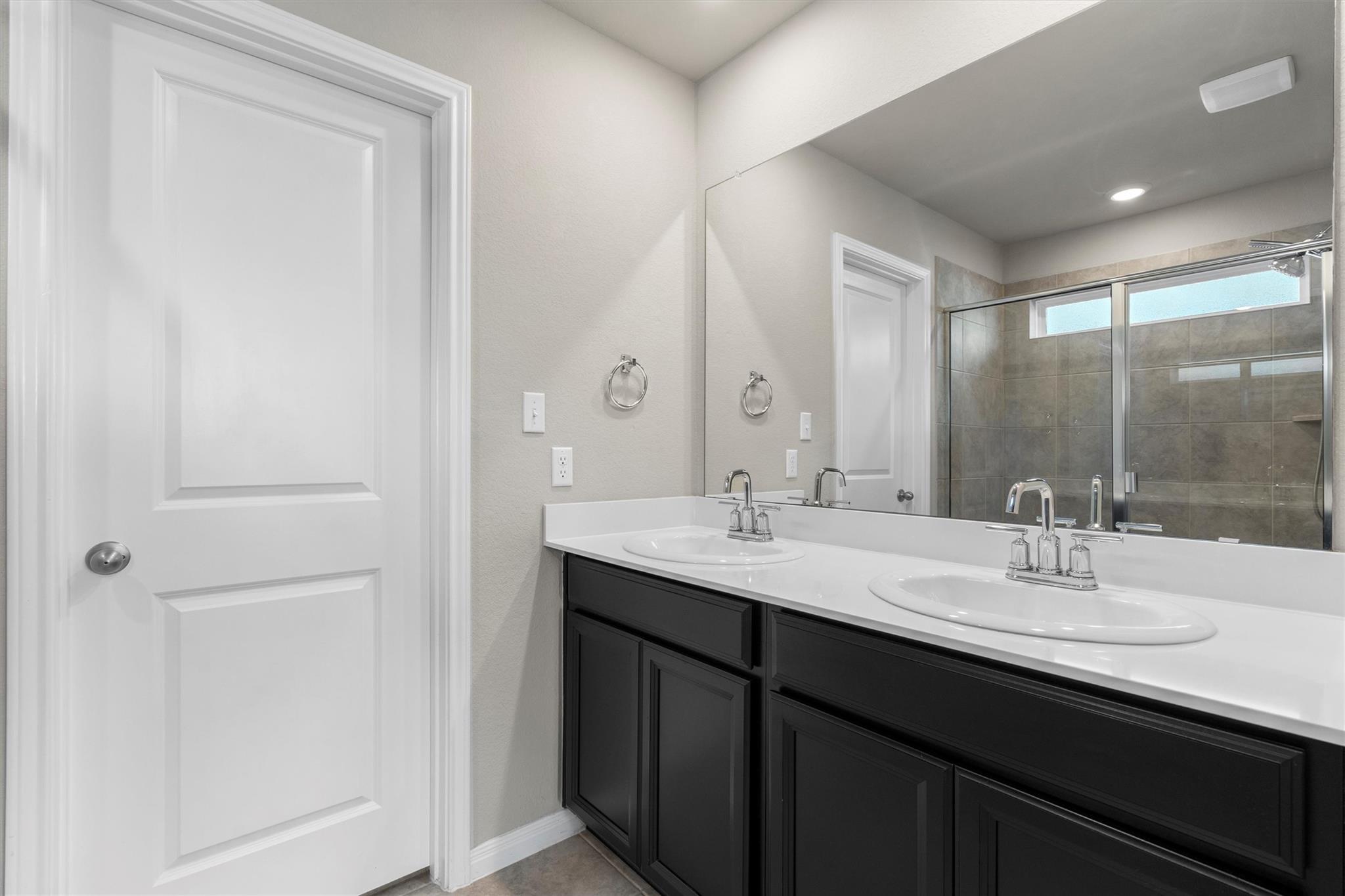 213 Wild Spur Ln, Liberty Hill, TX 78642