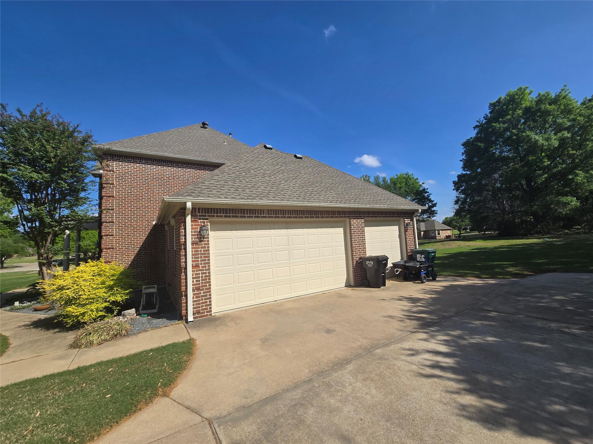 14 Santa Maria Cir, Lucas, TX 75098