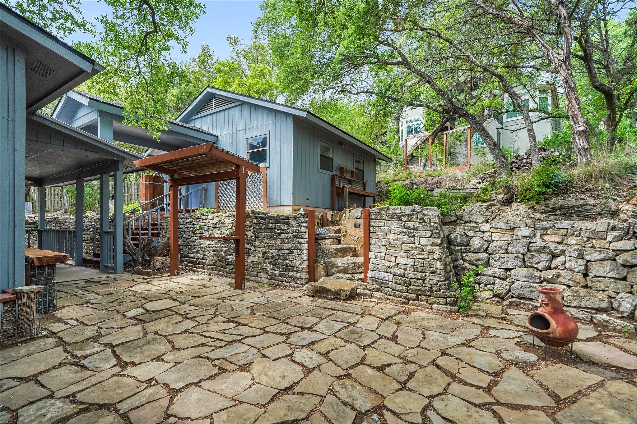 105 Fallbrook Ct, Lakeway, TX 78734