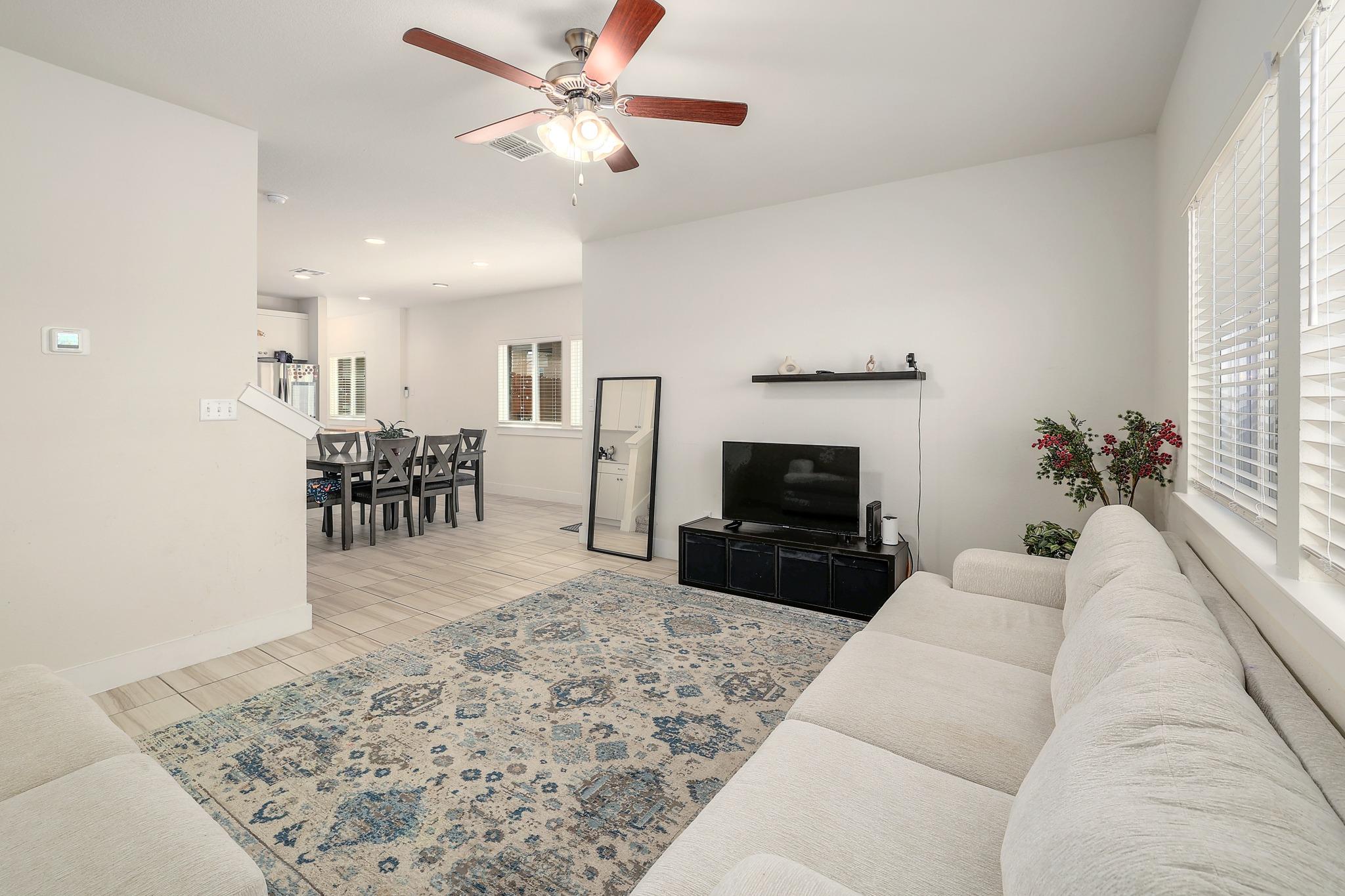 204 Furlong Dr, Georgetown, TX 78626