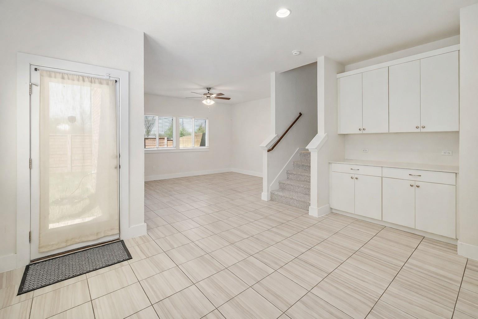 204 Furlong Dr, Georgetown, TX 78626