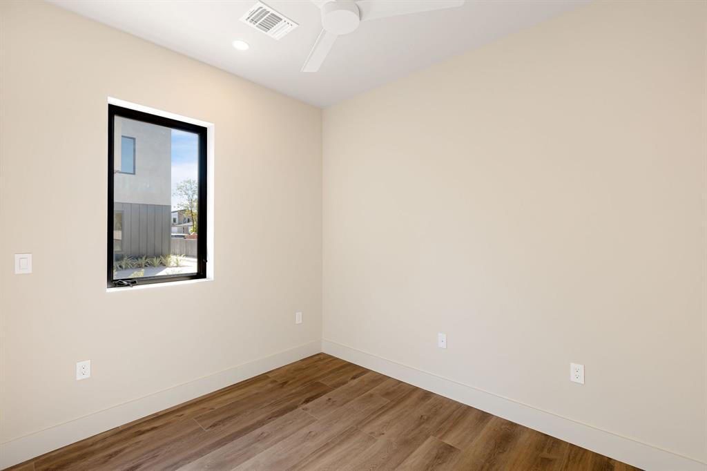 4414 Banister Ln # 2, Austin, TX 78745
