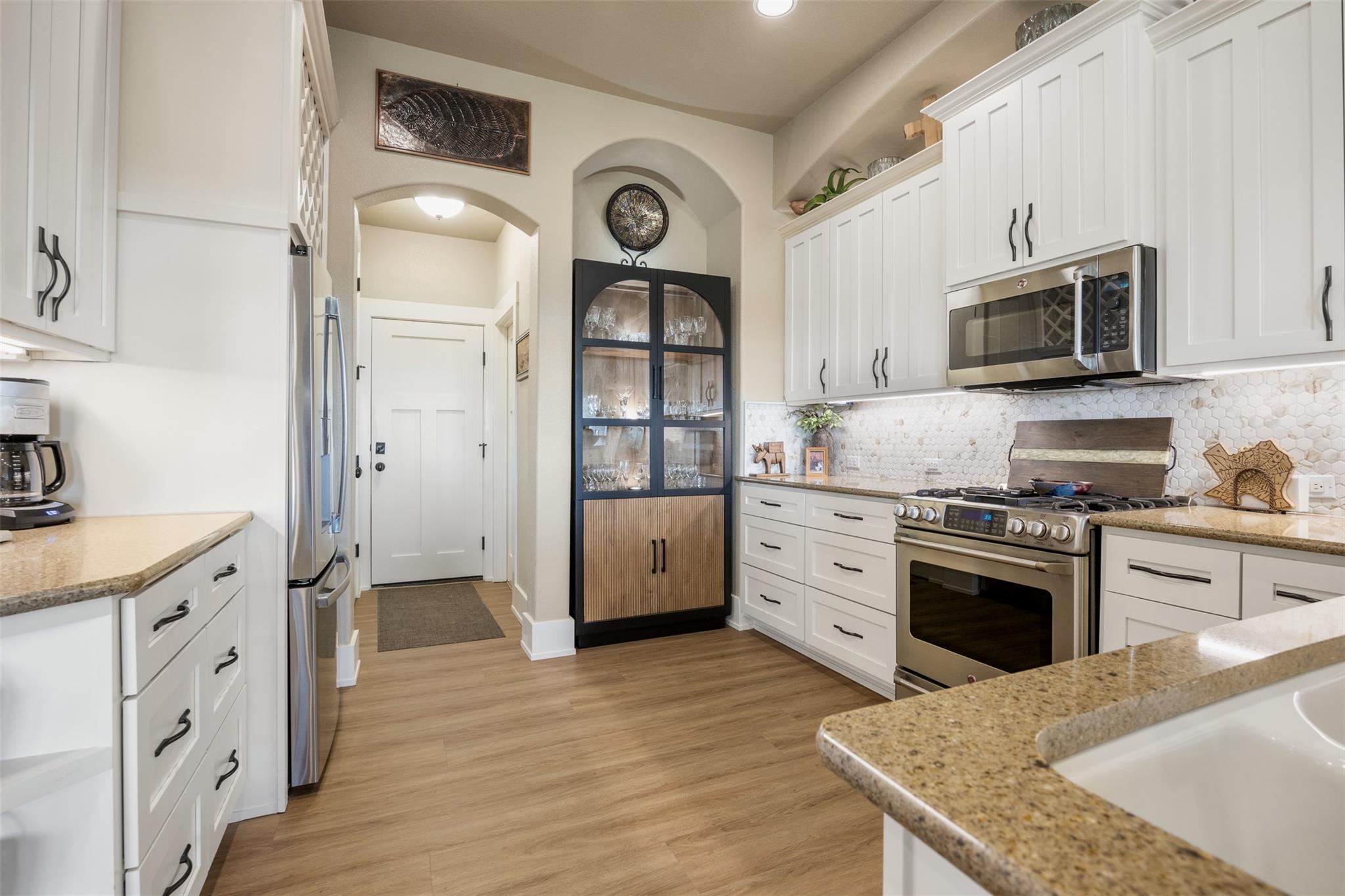 261 Barber Dr, Wimberley, TX 78676