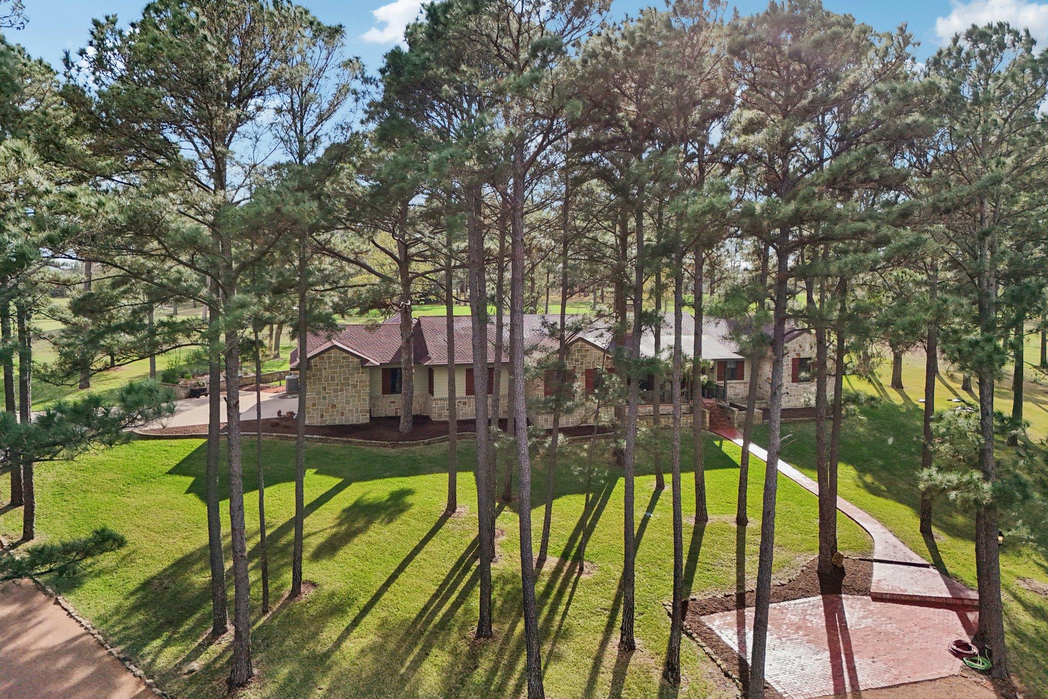 546 McAllister Rd, Bastrop, TX 78602