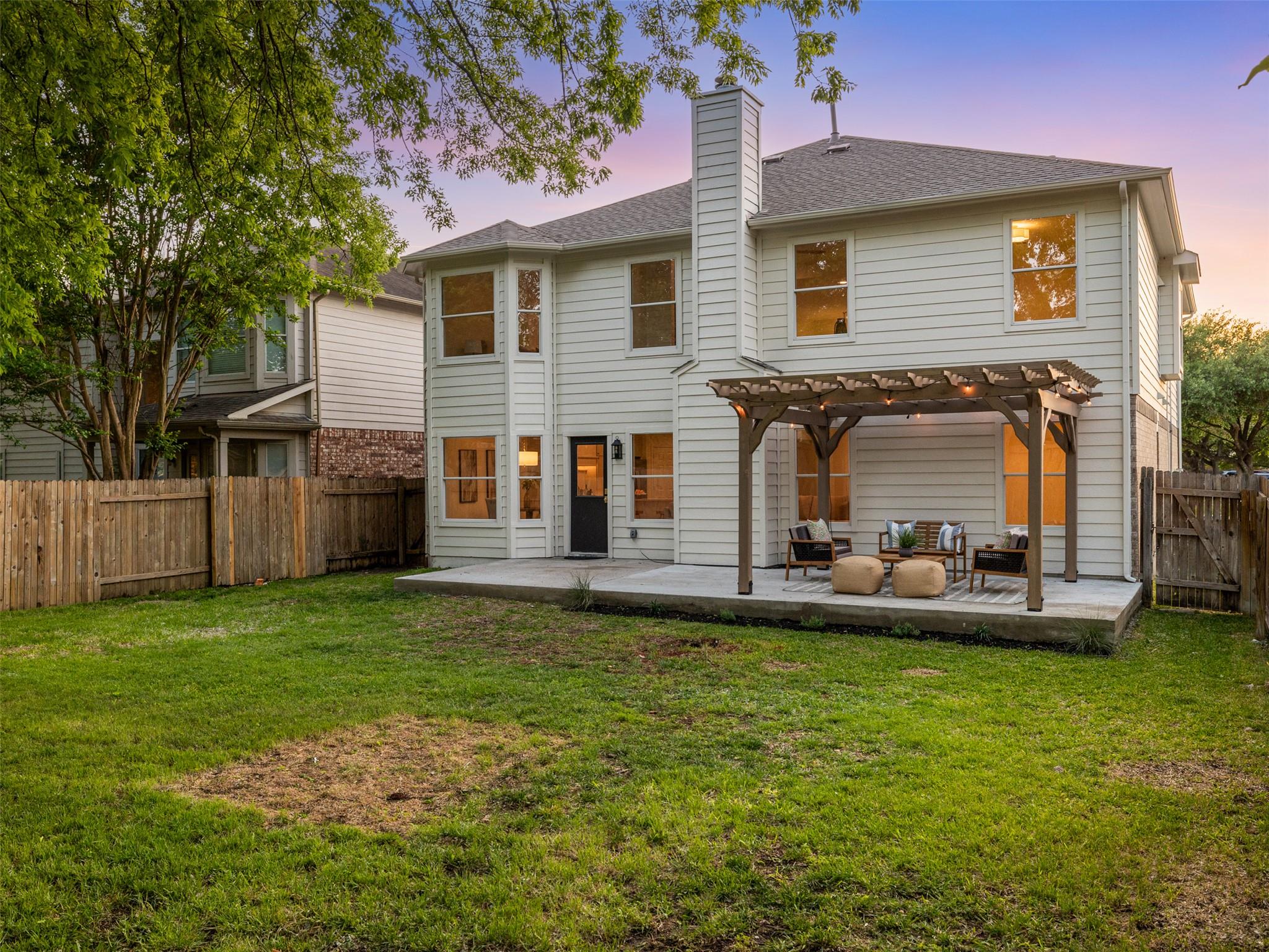 525 Golden Creek Dr, Round Rock, TX 78665