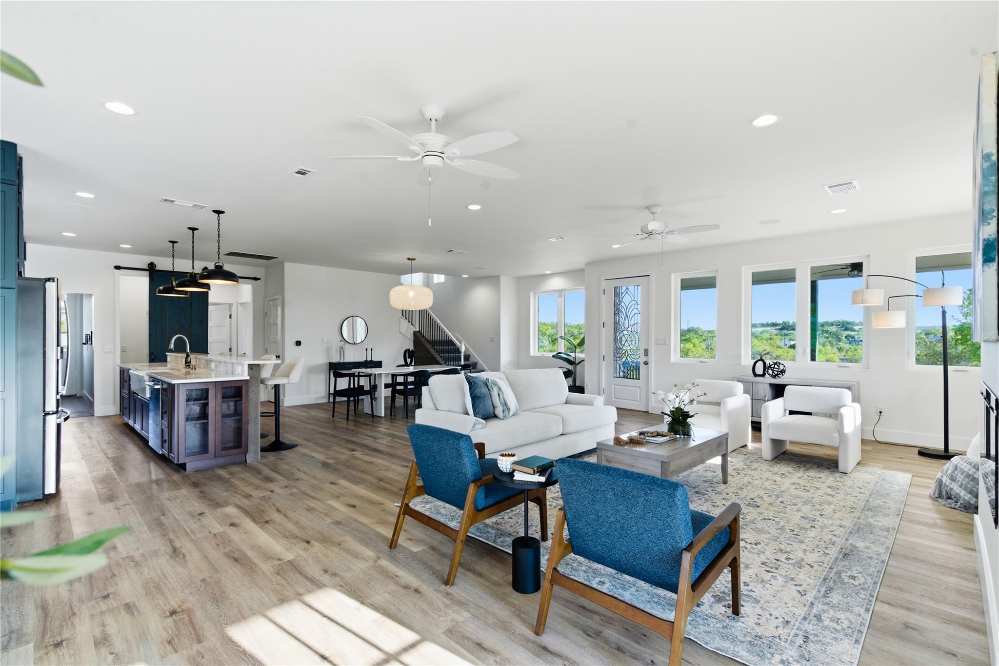 980 Sycamore Creek Dr, Dripping Springs, TX 78620