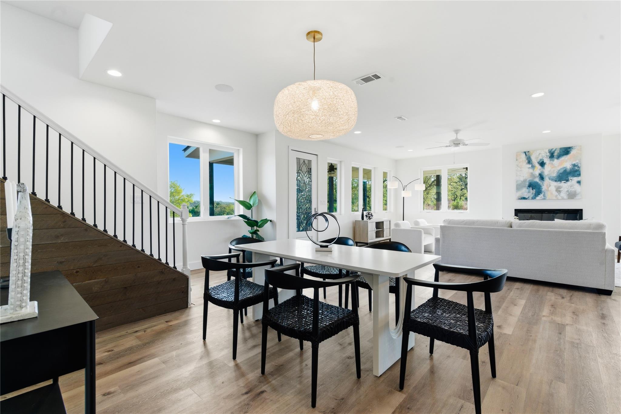 980 Sycamore Creek Dr, Dripping Springs, TX 78620