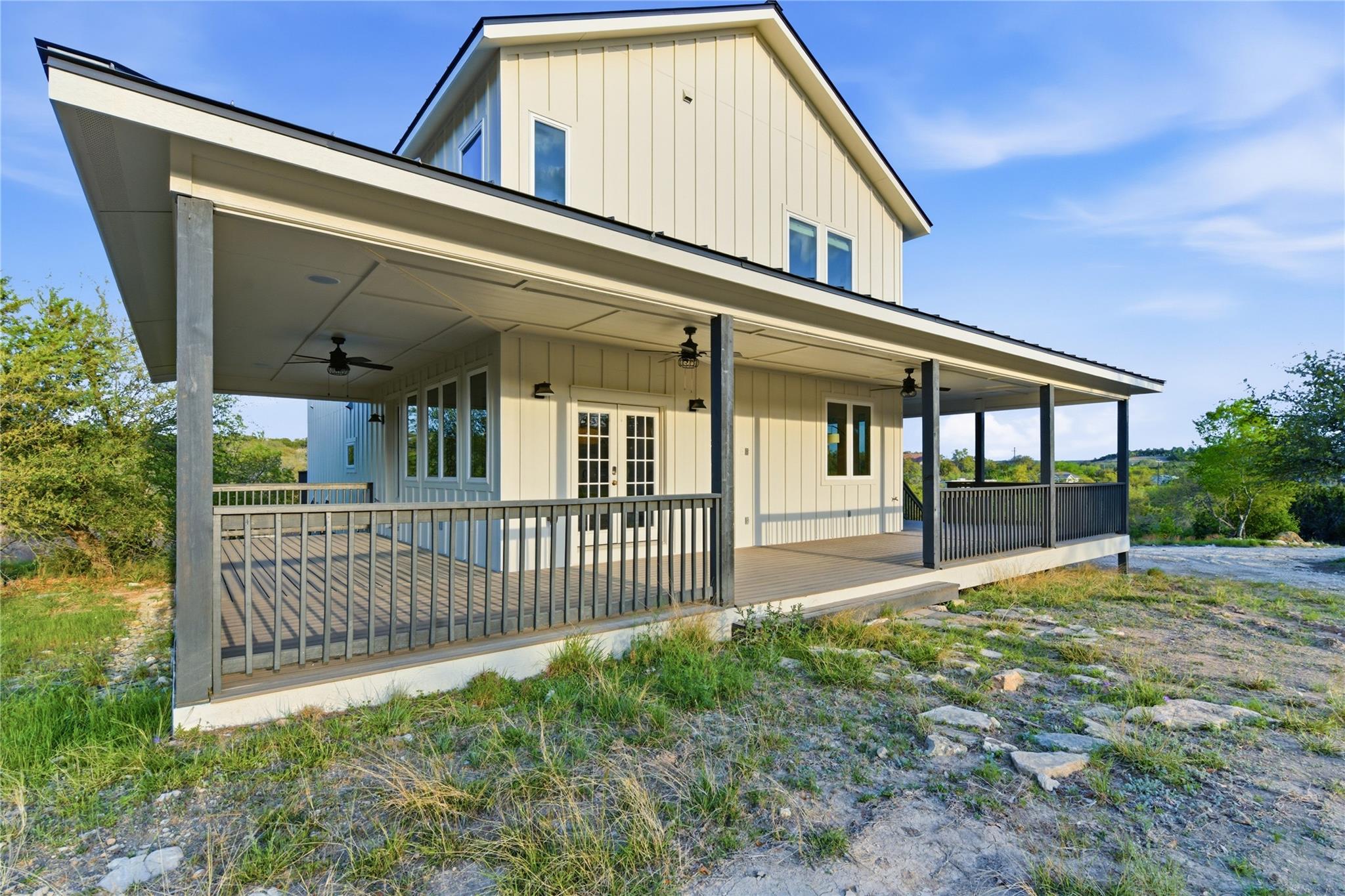 980 Sycamore Creek Dr, Dripping Springs, TX 78620