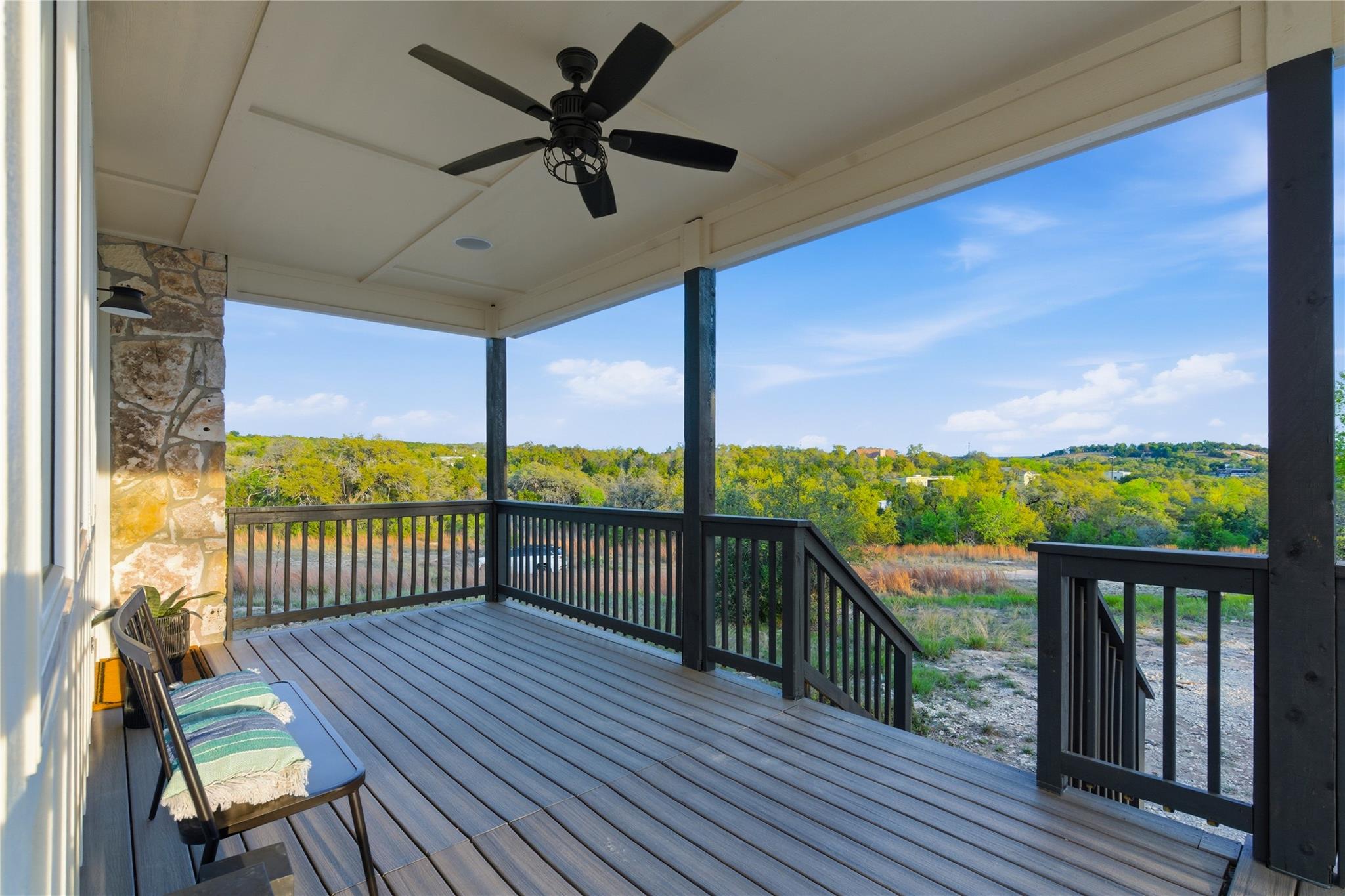 980 Sycamore Creek Dr, Dripping Springs, TX 78620