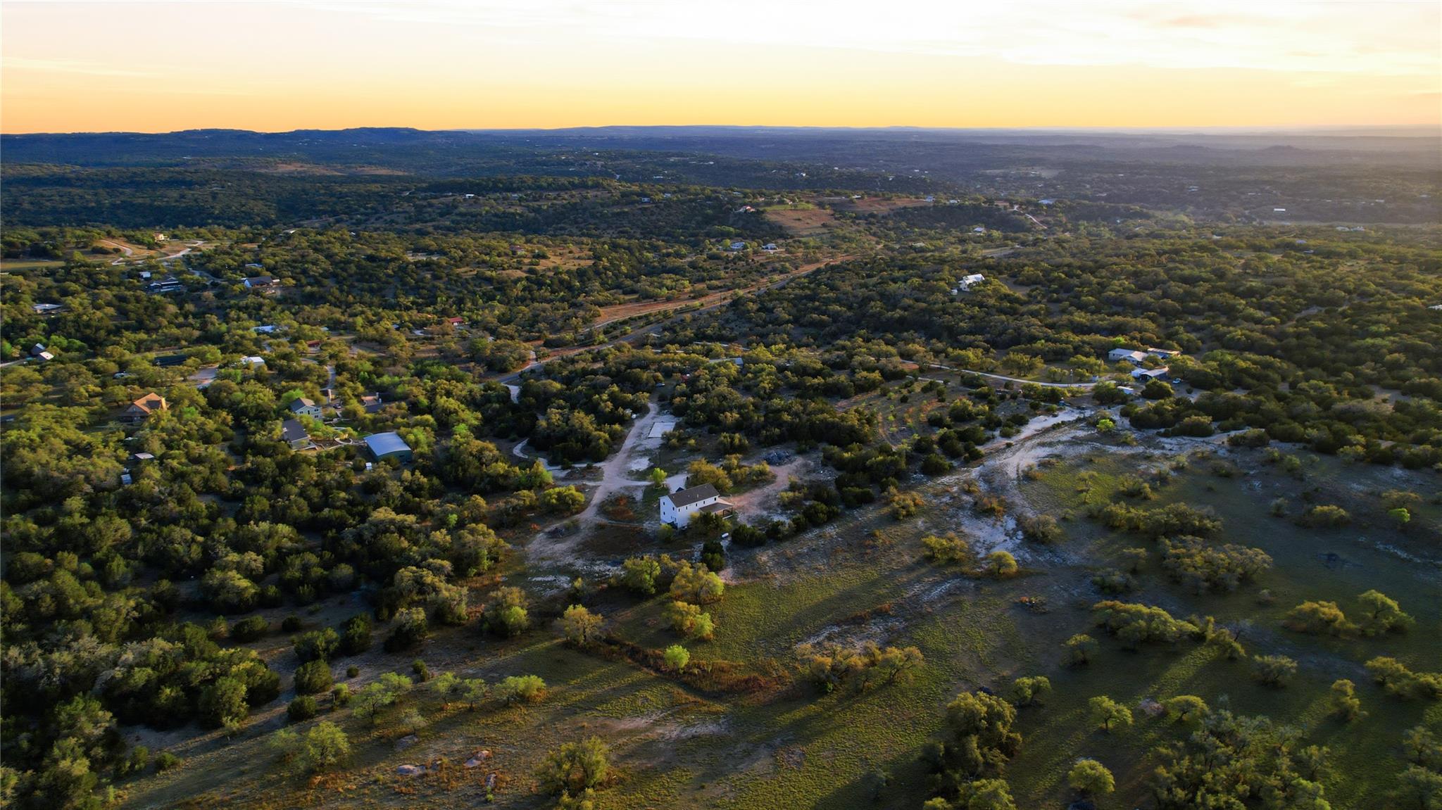 980 Sycamore Creek Dr, Dripping Springs, TX 78620