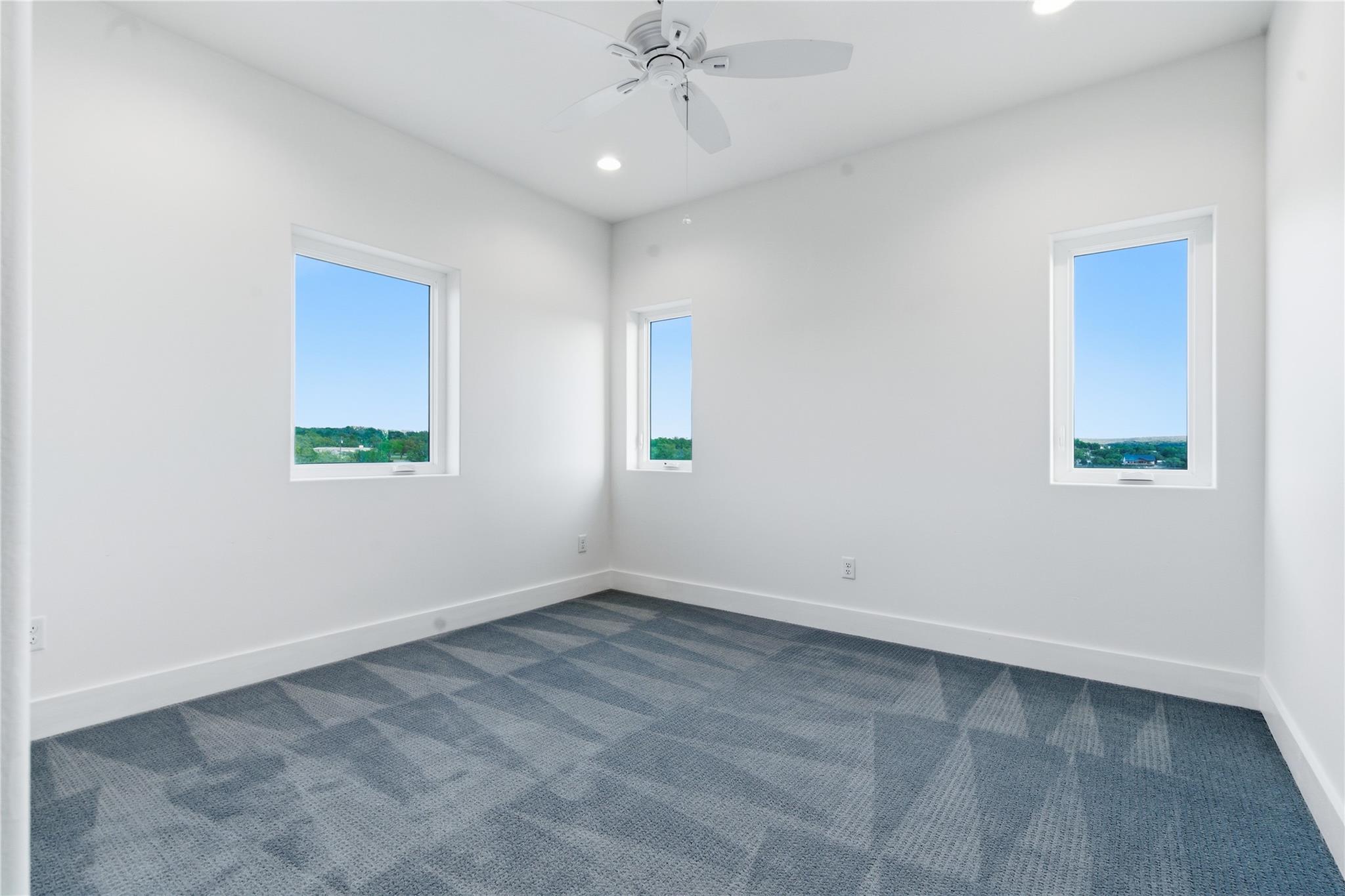 980 Sycamore Creek Dr, Dripping Springs, TX 78620