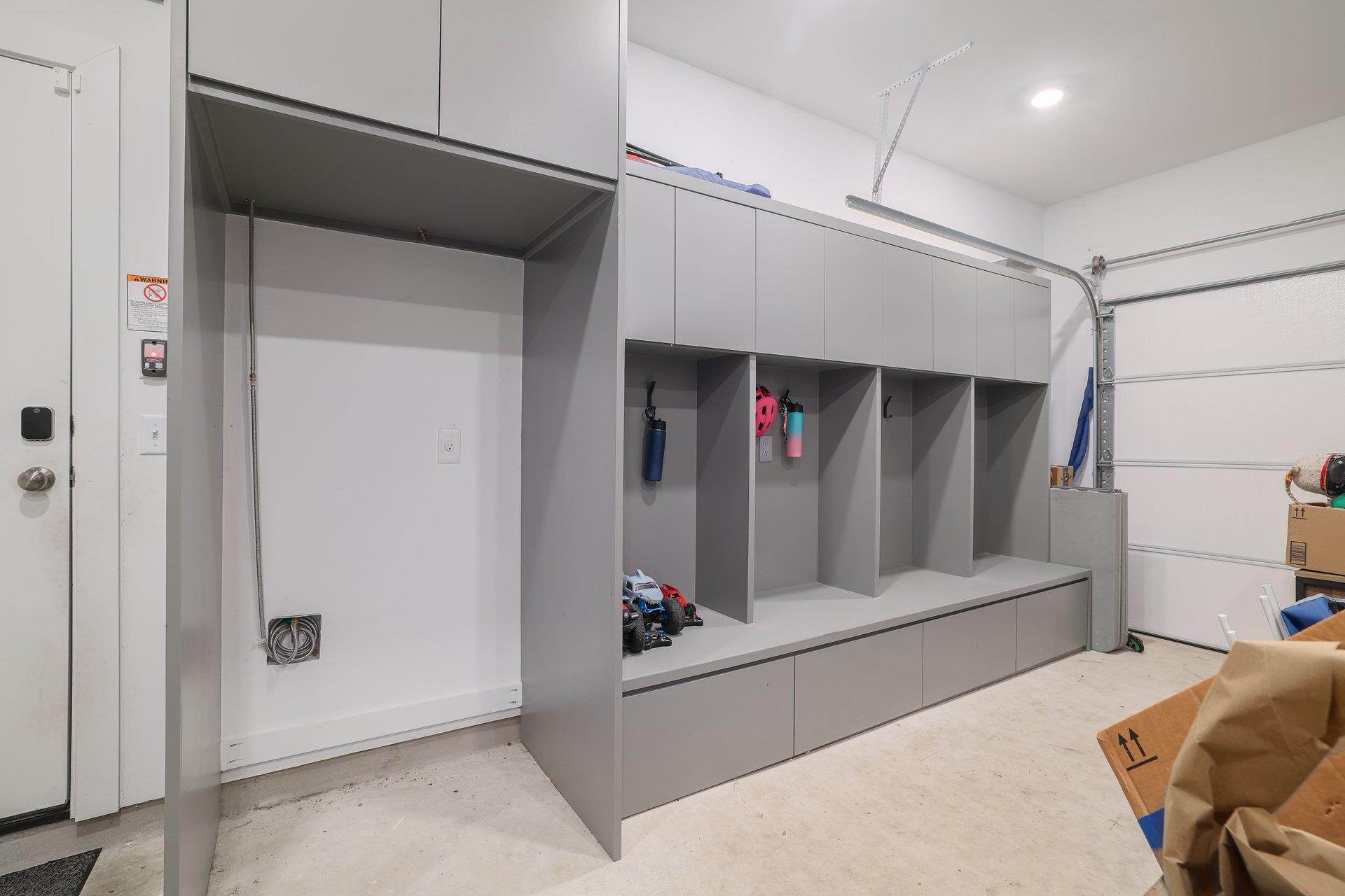 411 Jack Ryan St, Kyle, TX 78640