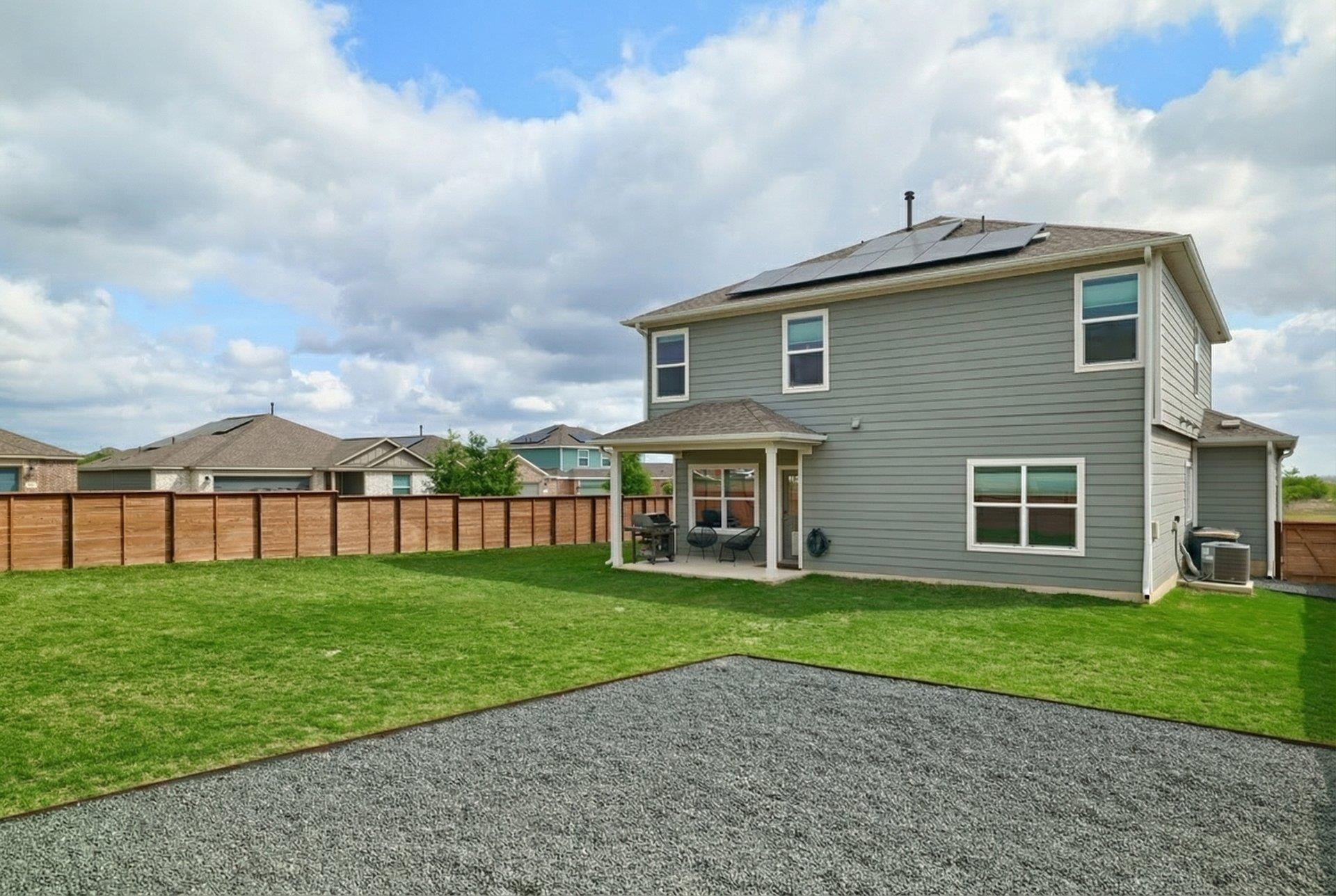 411 Jack Ryan St, Kyle, TX 78640