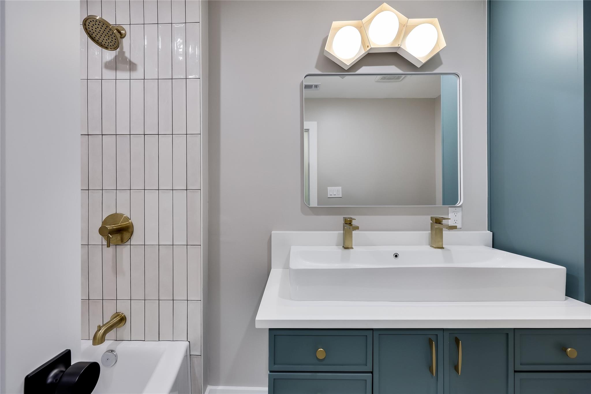 2504 Deerfoot Trl, Austin, TX 78704