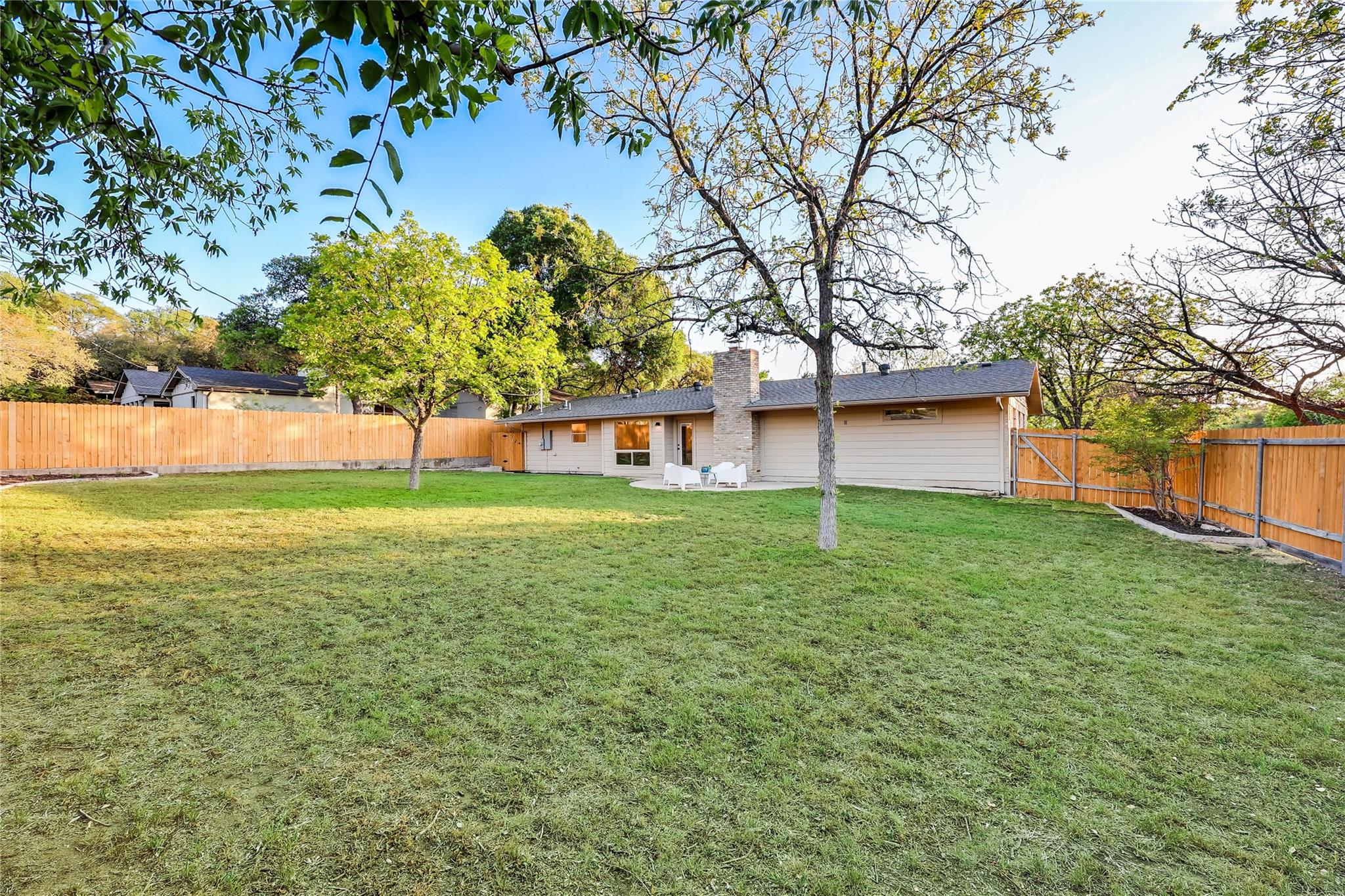 2504 Deerfoot Trl, Austin, TX 78704