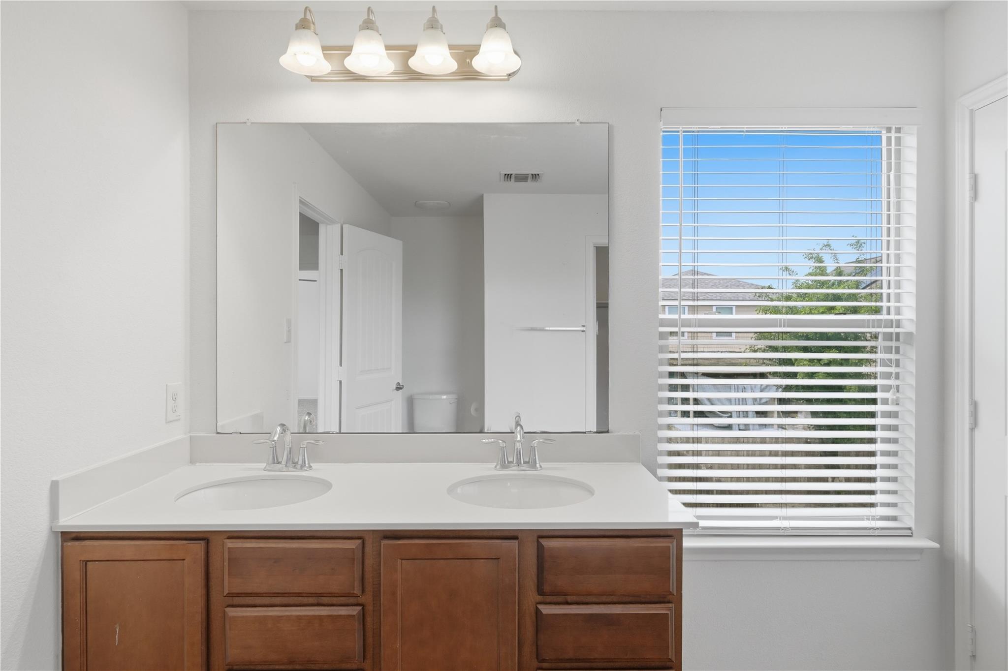 11200 Drumellan St, Austin, TX 78754