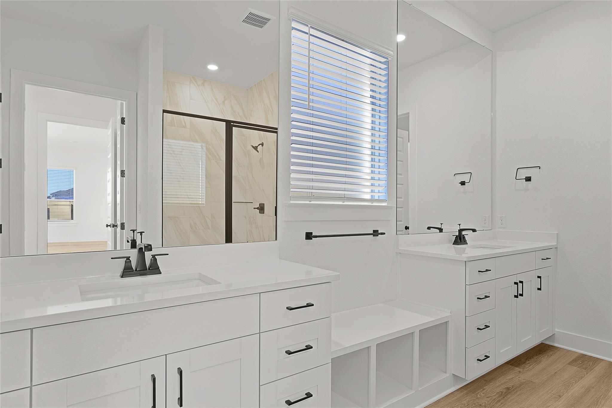 1144 Stonehill Dr, Georgetown, TX 78633