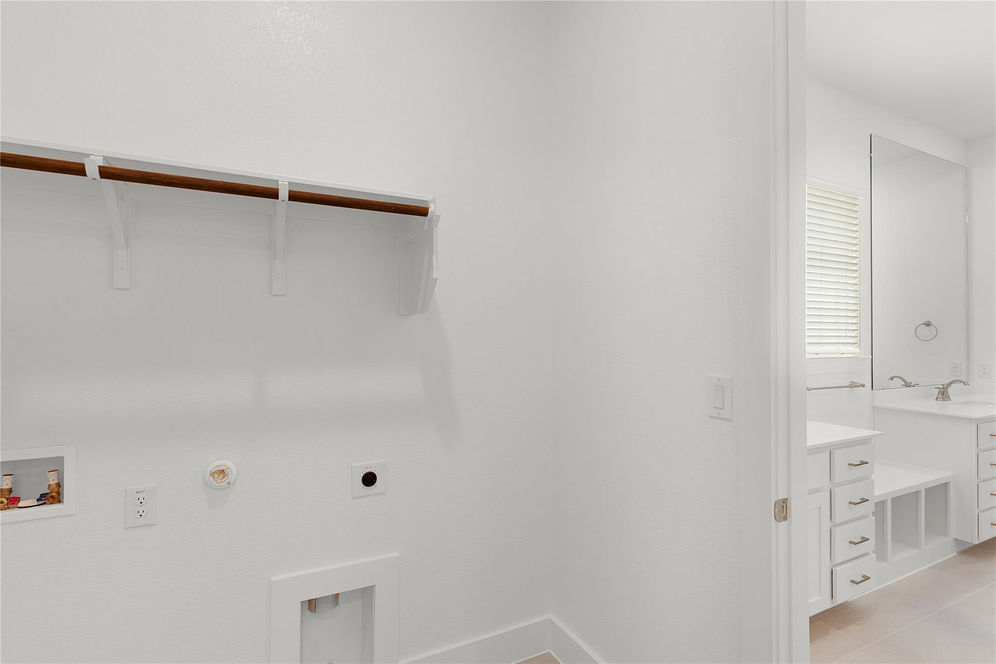 1144 Stonehill Dr, Georgetown, TX 78633