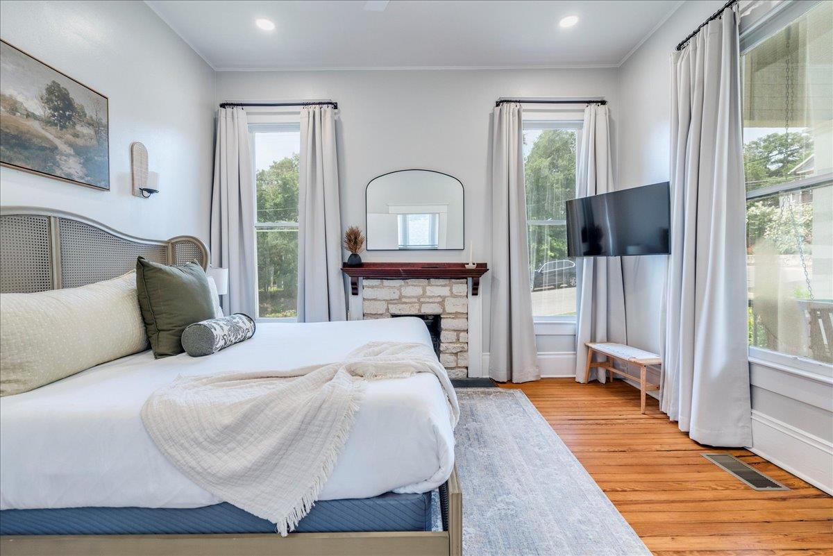 1317 Newning Ave, Austin, TX 78704