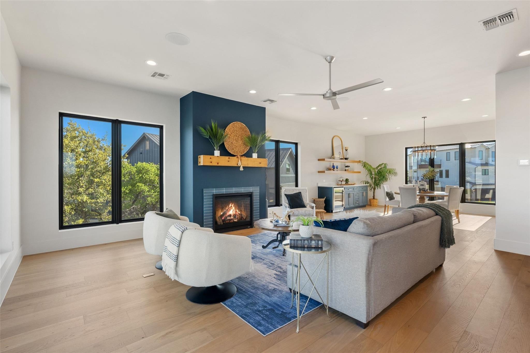 175 Pointview Dr, Granite Shoals, TX 78654