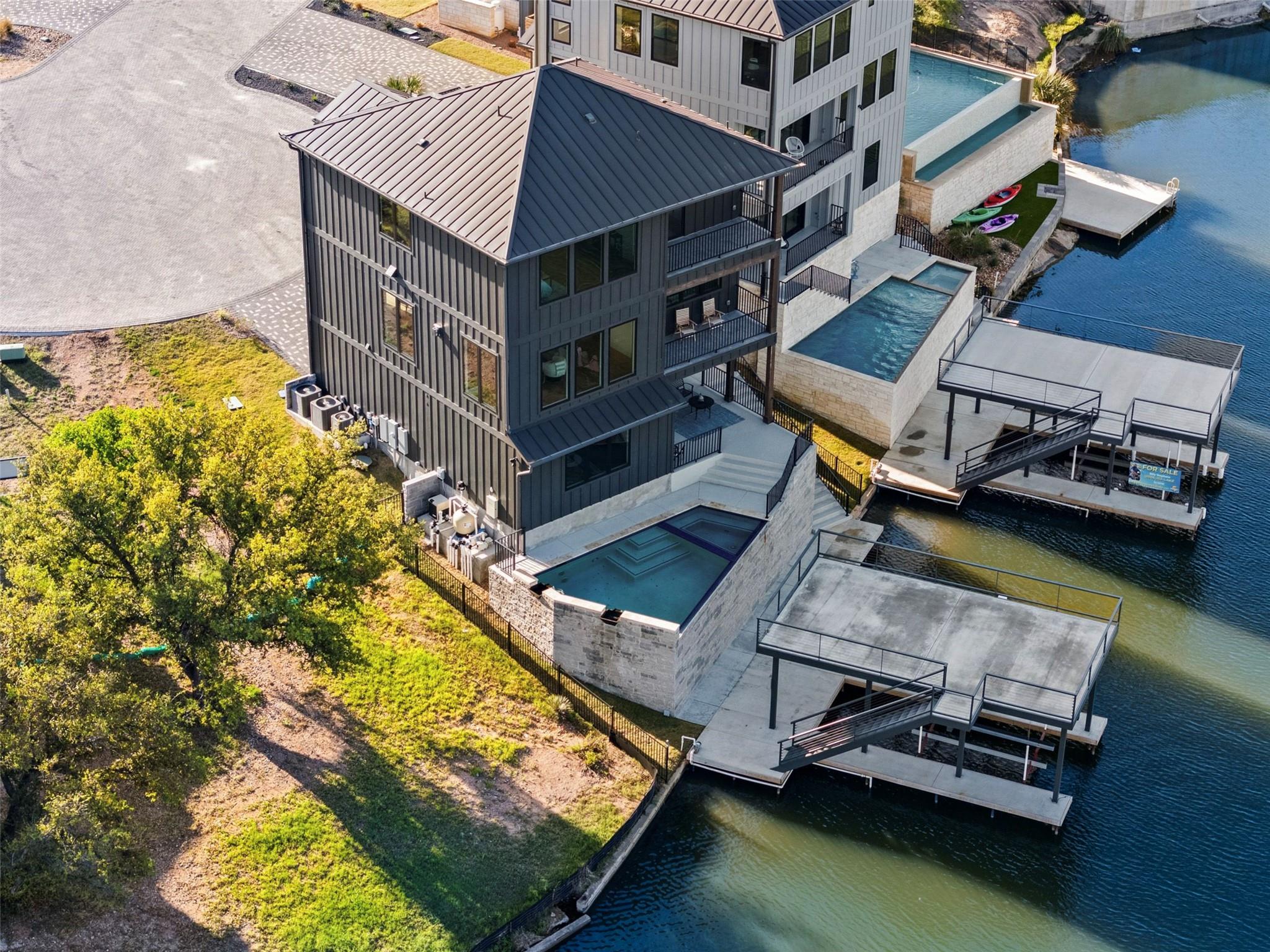 175 Pointview Dr, Granite Shoals, TX 78654