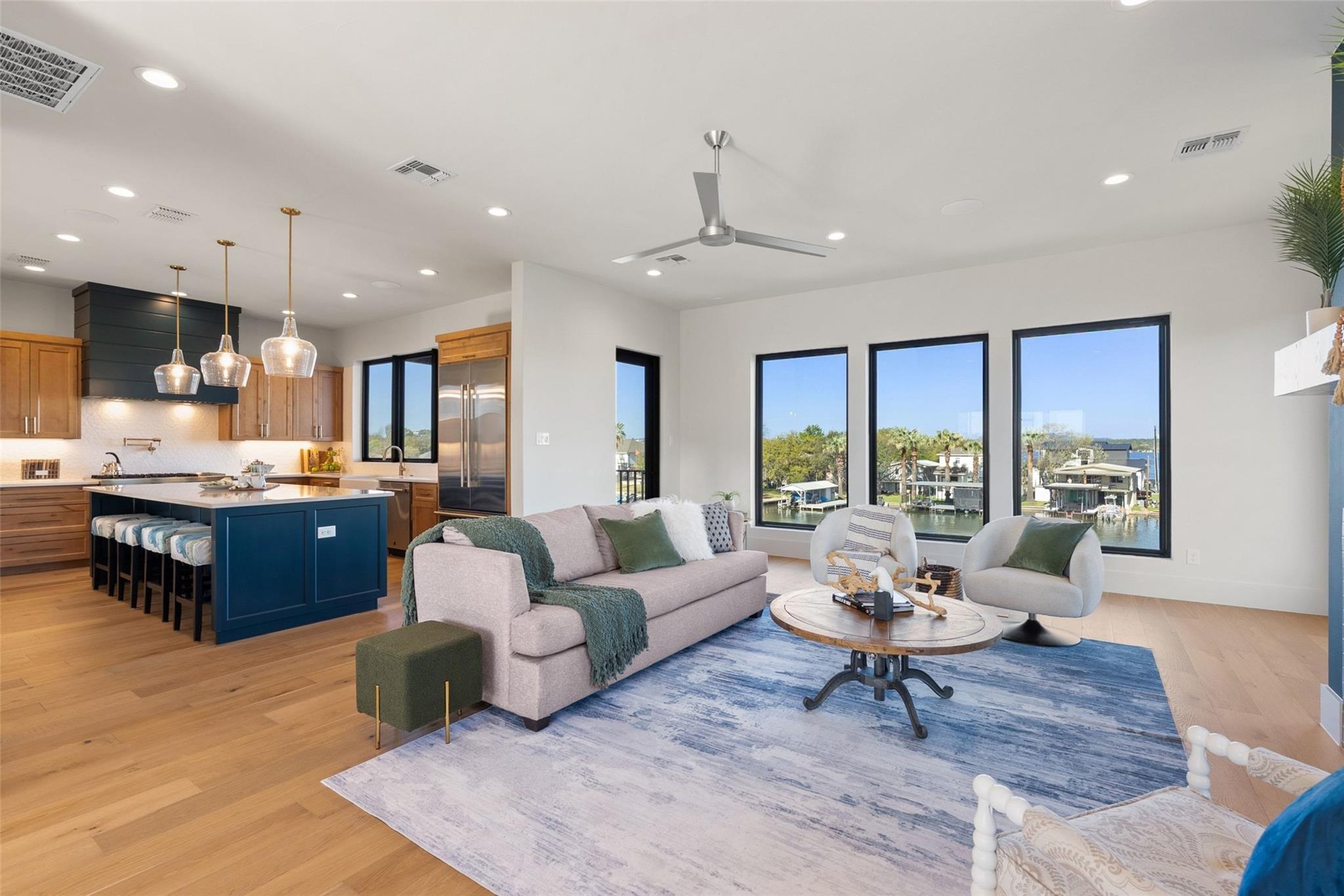 175 Pointview Dr, Granite Shoals, TX 78654