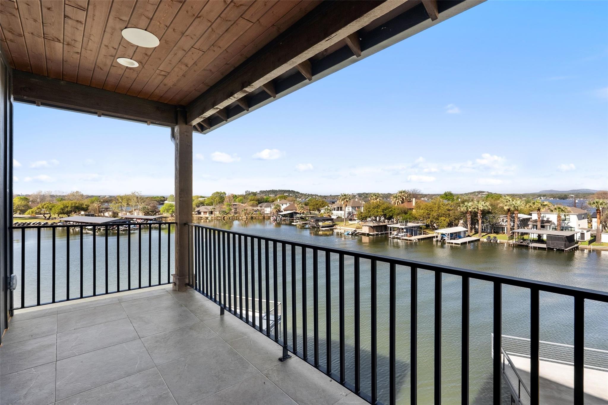 175 Pointview Dr, Granite Shoals, TX 78654