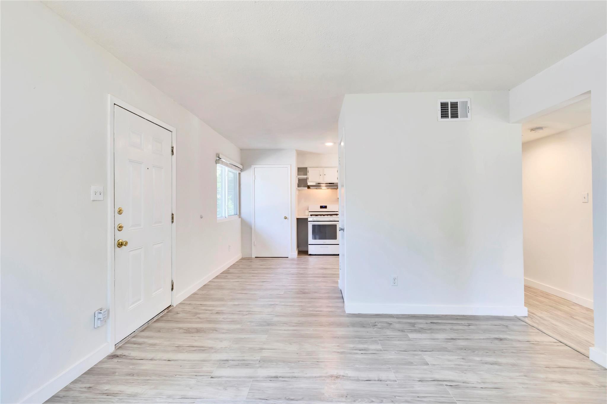 3462 Willowrun Dr # B, Austin, TX 78704