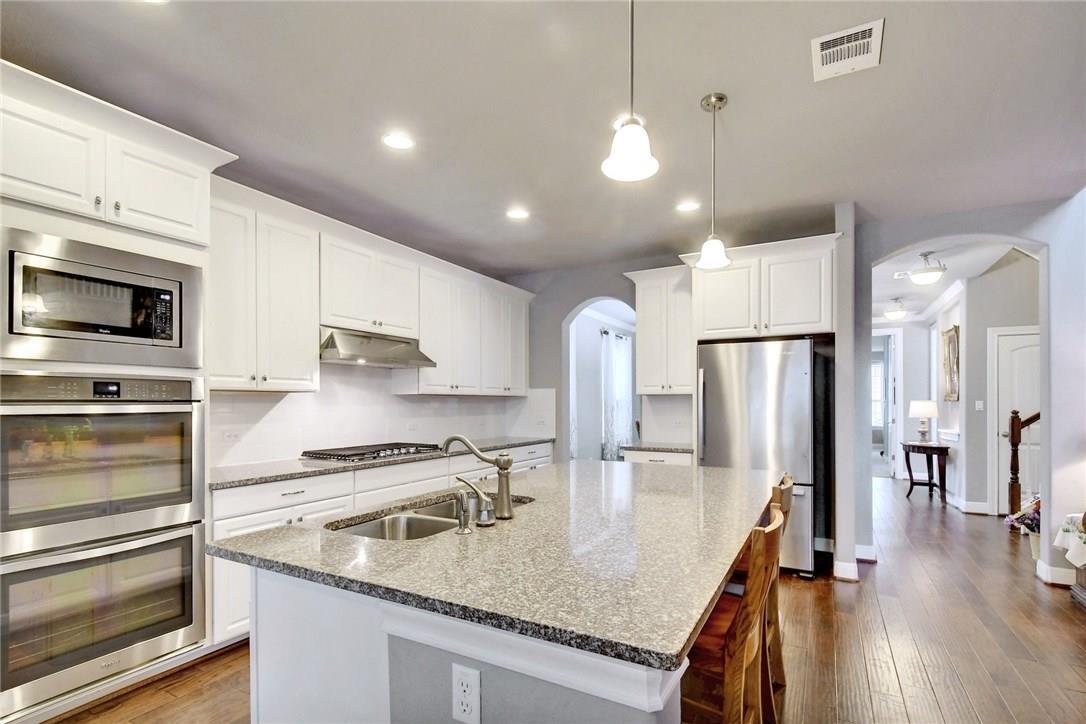 4229 Valley Oaks Dr, Leander, TX 78641